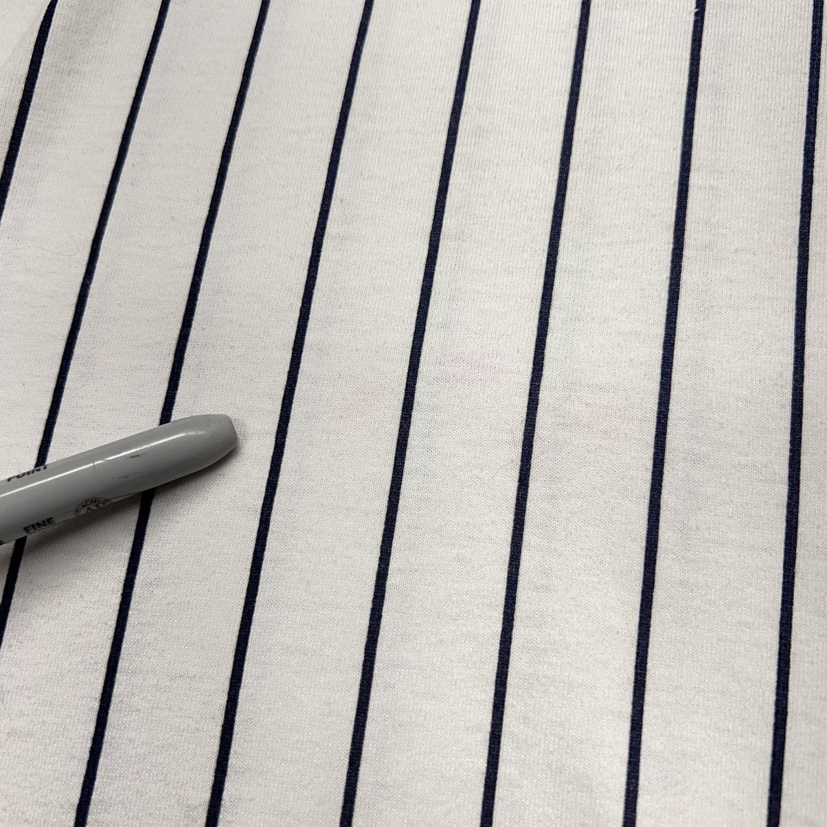 New York Yankees × Vintage VTG Russell Yankees Jersey White Pinstripe Blank Athletic Size US XL / EU 56 / 4 - 12 Thumbnail