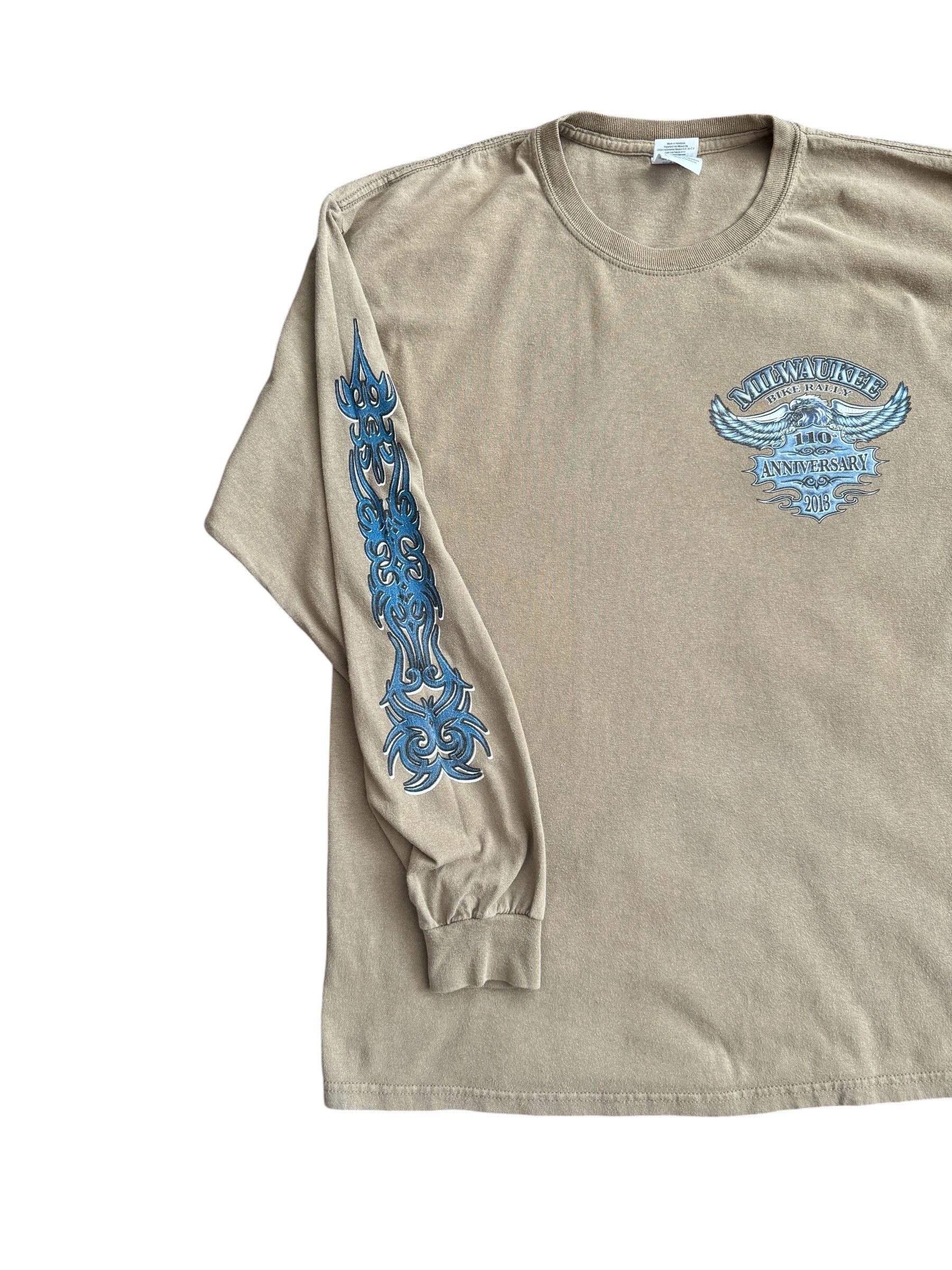 Gildan Milwaukee Bike Rally 110th Anniversary Long Sleeve Tribal Size US L / EU 52-54 / 3 - 3 Thumbnail