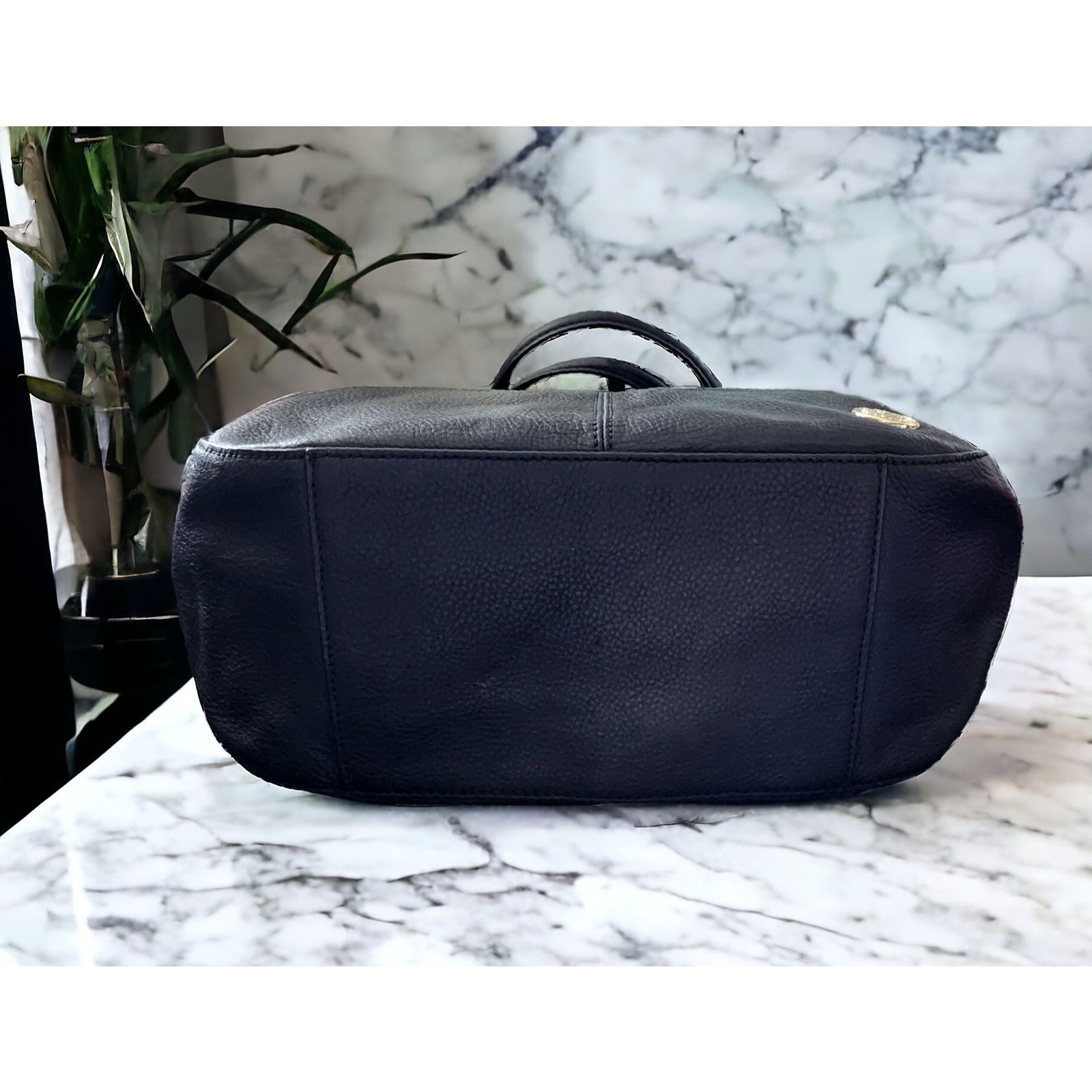 Vince Camuto Vince Camuto black leather & suede satchel handbag Size ONE SIZE - 7 Thumbnail