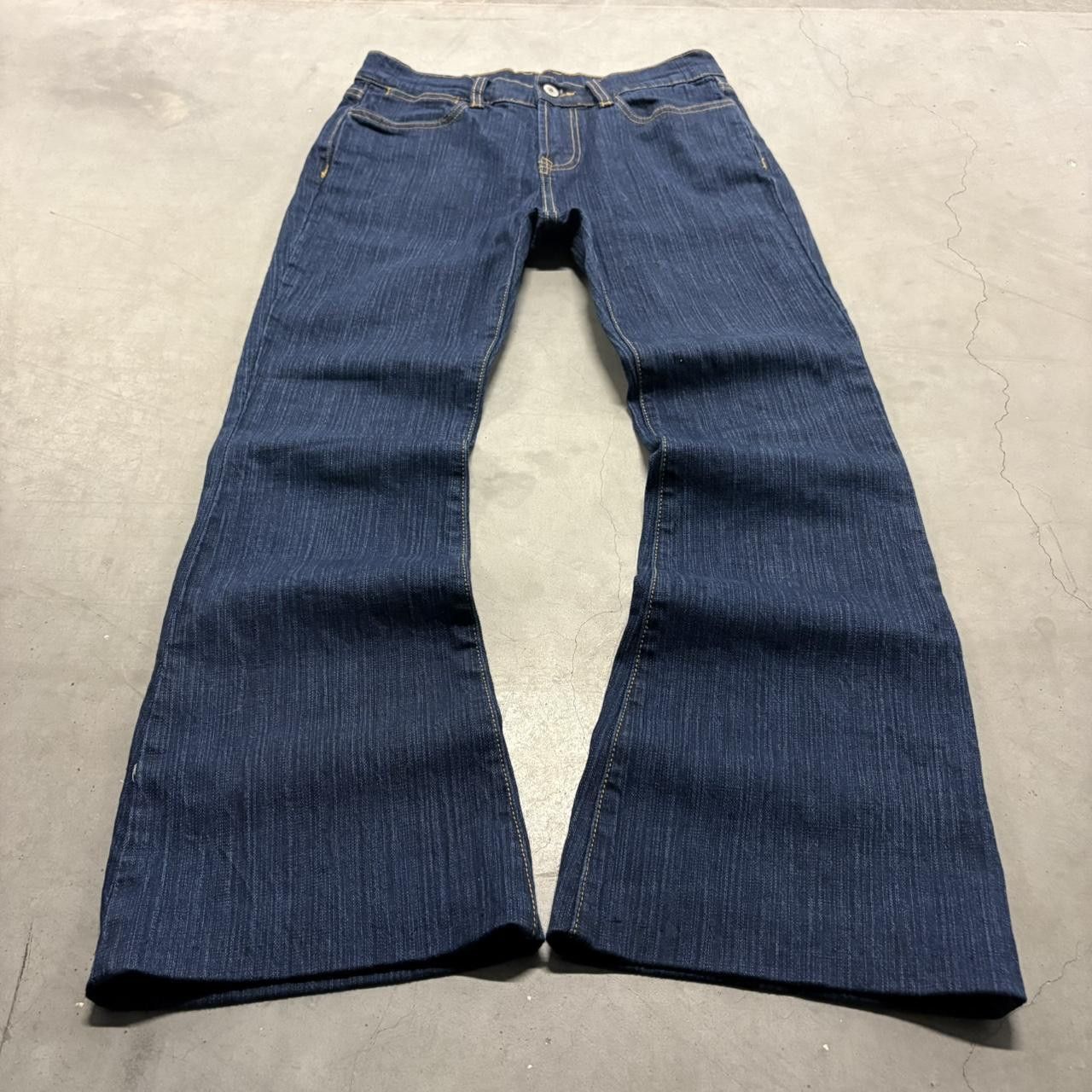 Vintage Crazy Vintage Y2K/2000s Flared Dark Blue Wash Denim Jeans! Size US 28 / EU 44 - 1 Thumbnail
