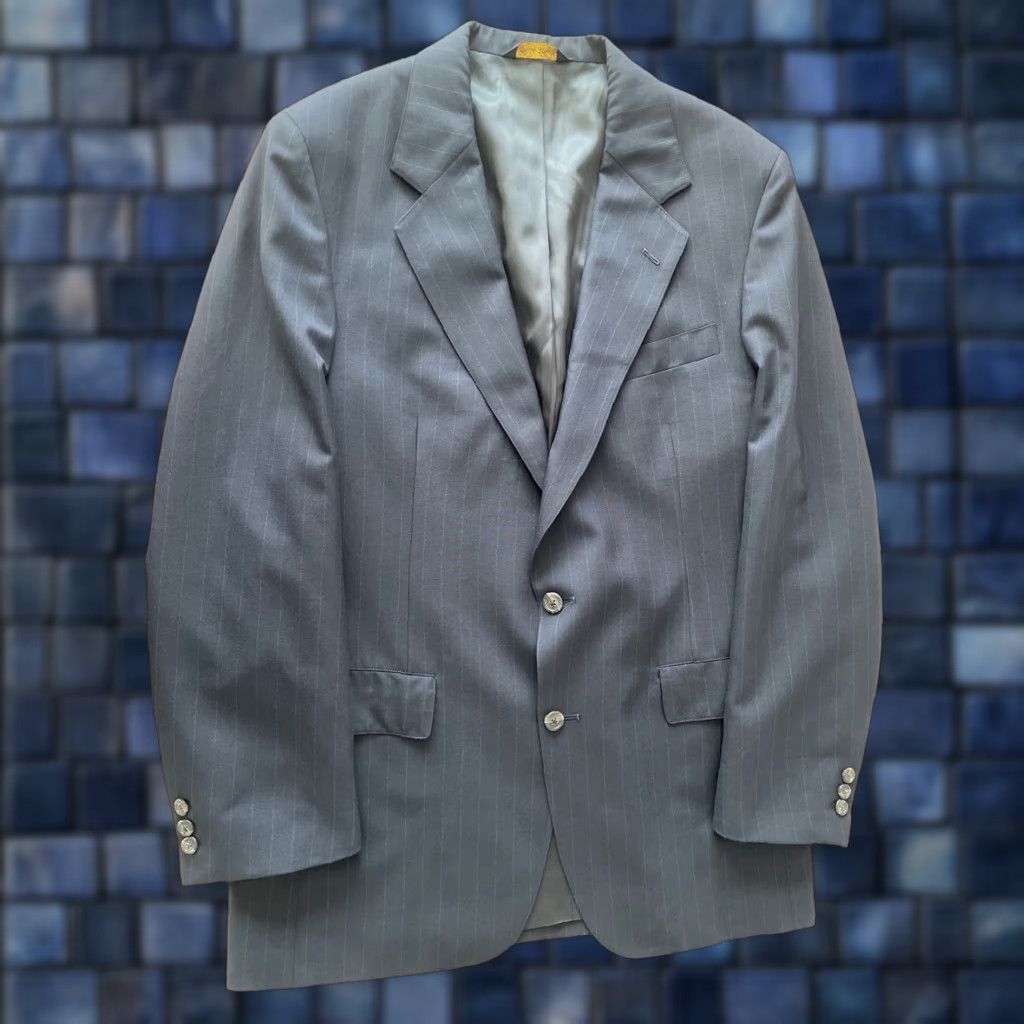 Brooks Brothers VINTAGE Brooks Brothers Pinstripe Dark Blue 2 Piece Suit Men’s 40L Sport Jacket 35x30 Pants Blue Wool Pinstripe 2 Piece Suit Mens 40L Regular Womens? Size 40R - 1 Thumbnail