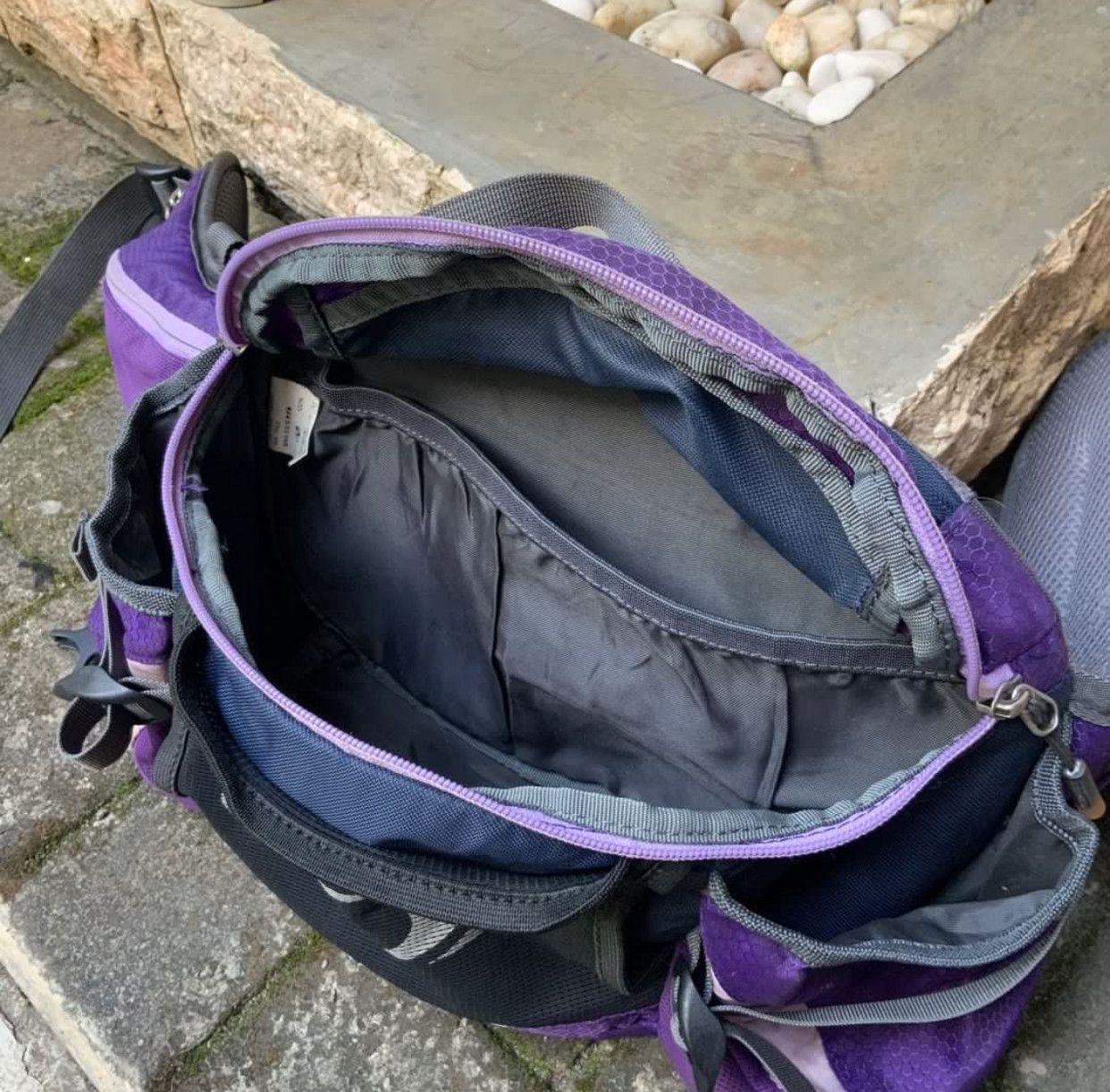 Japanese Brand SALOMON Lumbar Waist Pouchbag Hiking Outdoor Bagpack Ski Size ONE SIZE - 7 Thumbnail