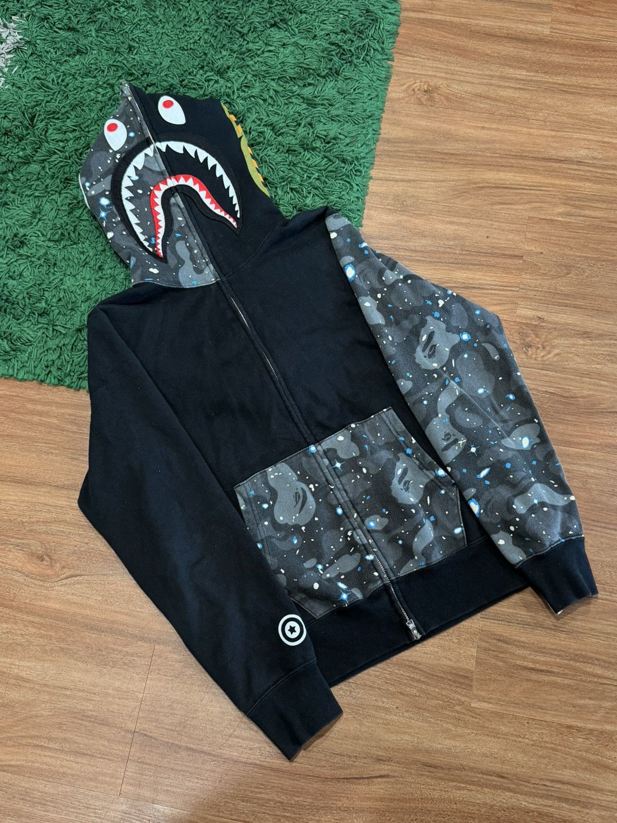 Bape BAPE - Black Space Camo Shark Full Zip Hoodie - Size Medium Size US M / EU 48-50 / 2 - 1 Thumbnail