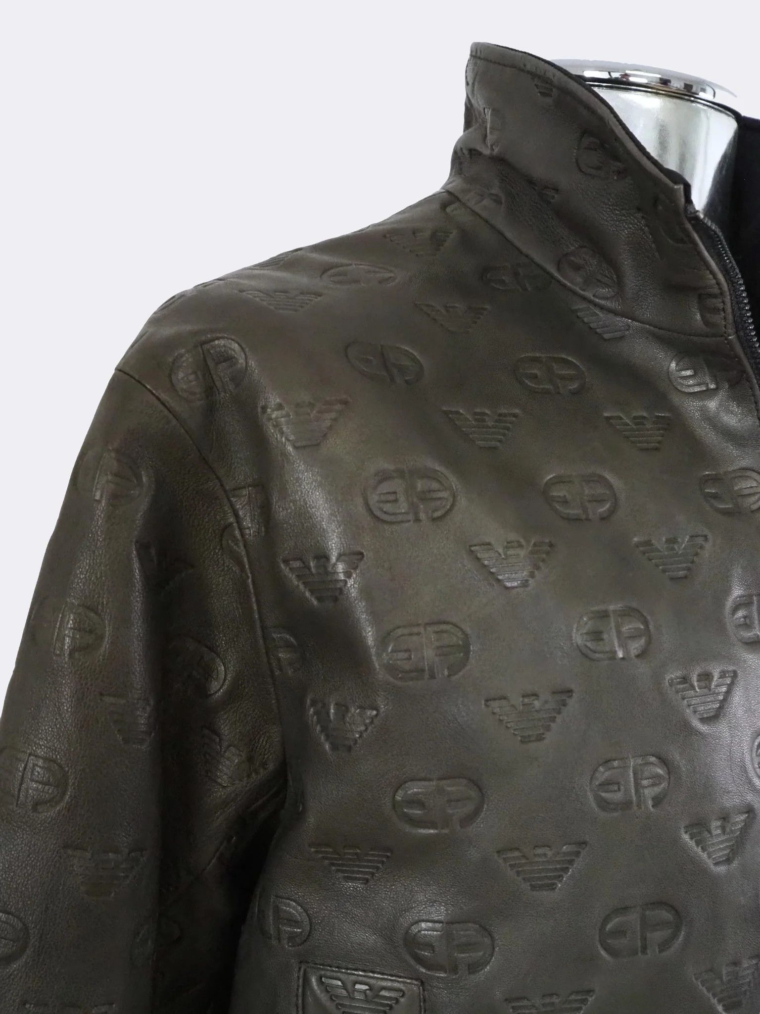 Emporio Armani Reversible Logo Embossed Lambskin Nappa Leather BomberJacket Size US M / EU 48-50 / 2 - 10 Thumbnail