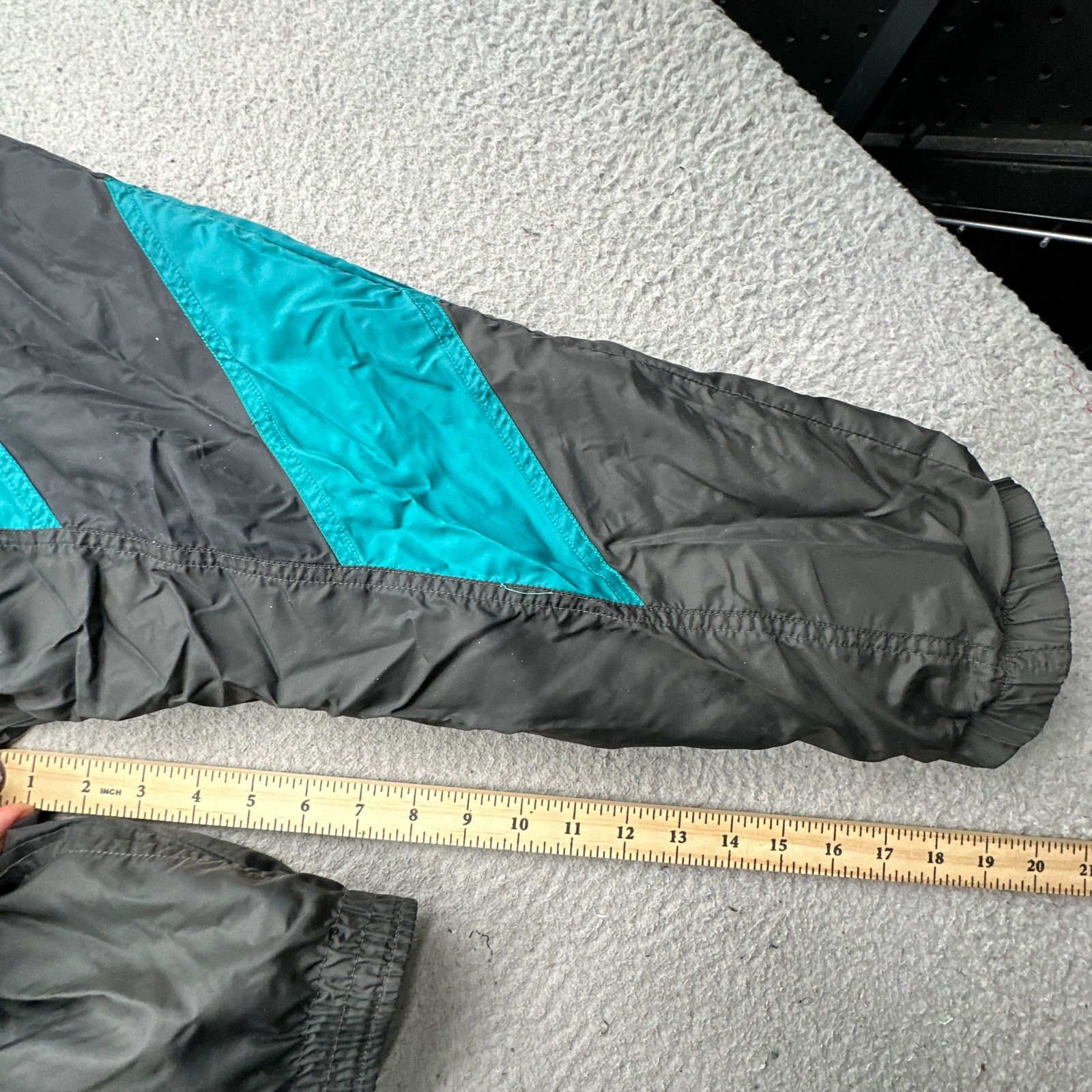 Nike Vintage Nike Teal Black Full Zip Windbreaker Jacket Large Size US L / EU 52-54 / 3 - 6 Thumbnail