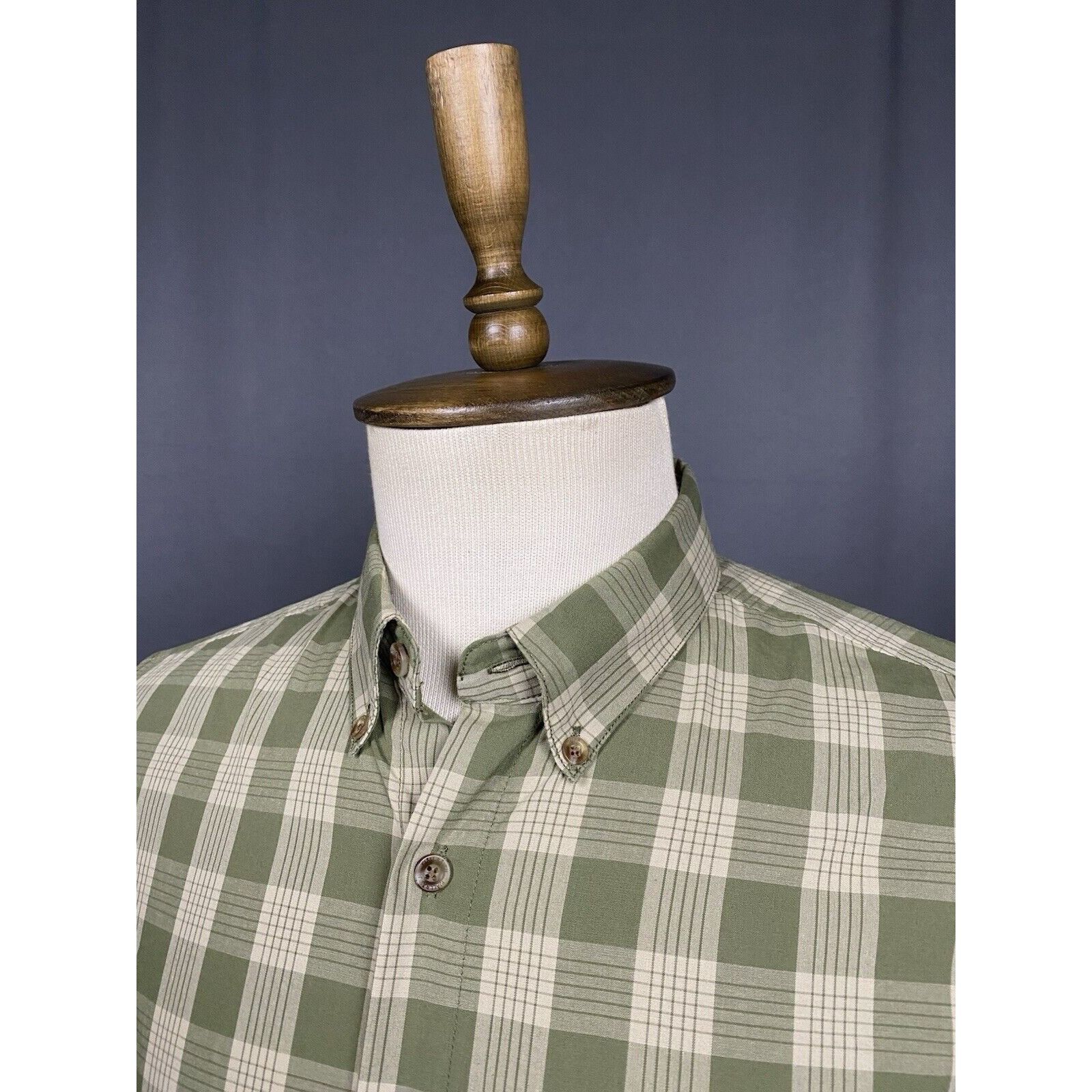 Fjallraven Fjallraven Ovik Men's Green Checked Shortsleeve Shirt Size S Size US S / EU 44-46 / 1 - 5 Thumbnail