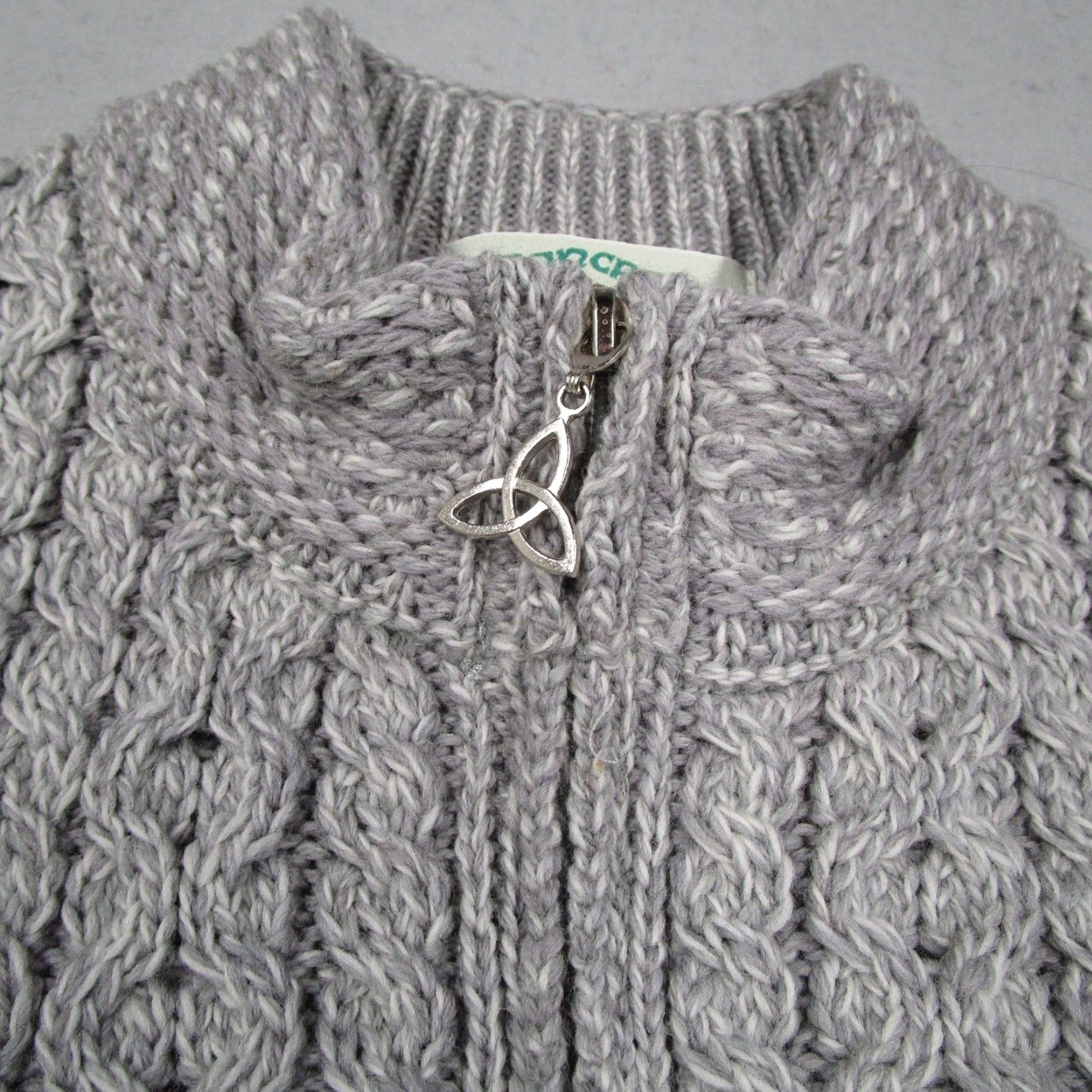 Vintage Aran Crafts Ireland 100% Merino Wool Gray Zip Up Cardigan Sweater Womens Medium Size M / US 6-8 / IT 42-44 - 2 Thumbnail