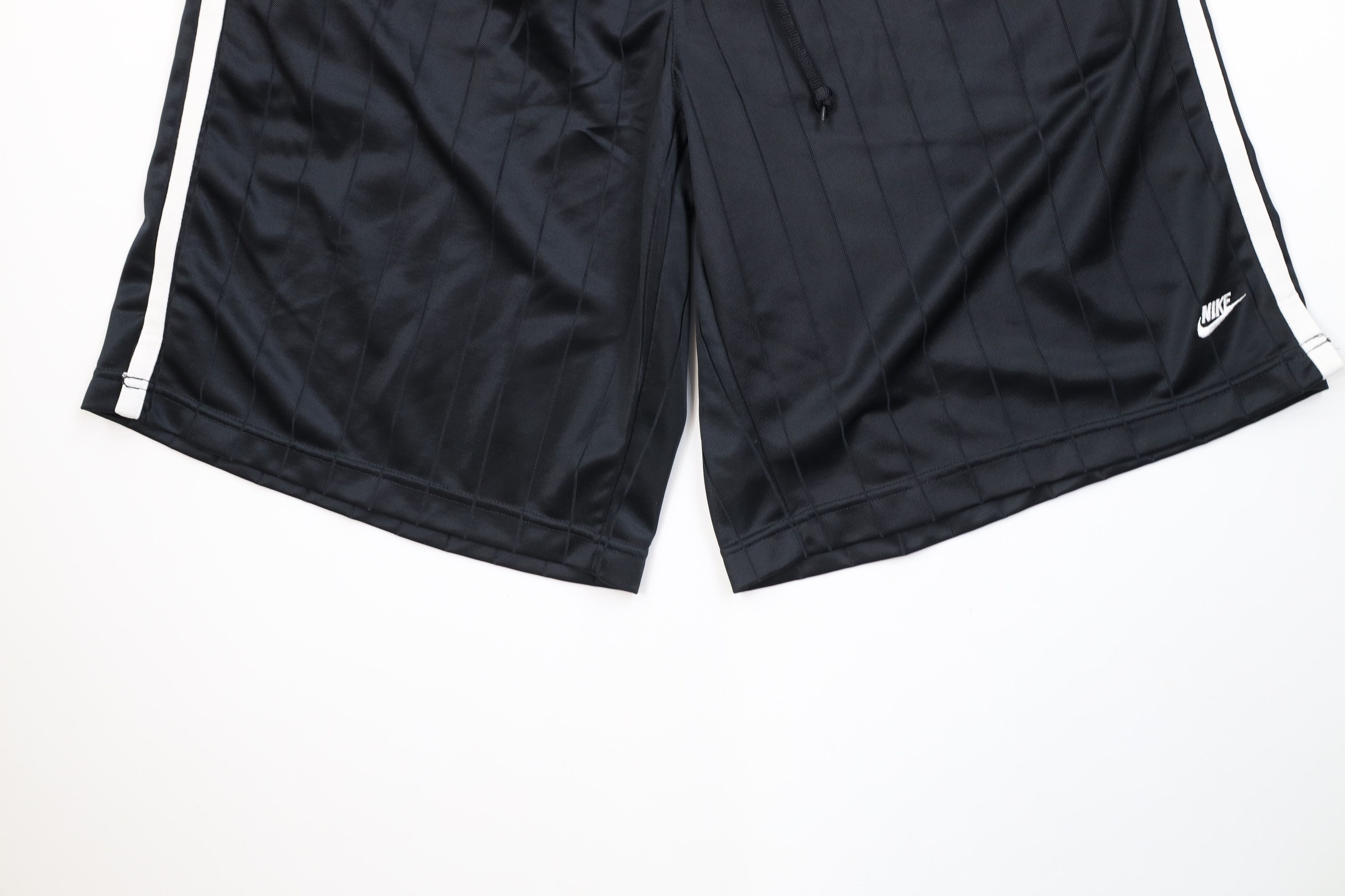 Nike Vintage Y2K Nike Scott Mini Swoosh Pinstriped Shorts Black Size US 36 / EU 52 - 5 Thumbnail