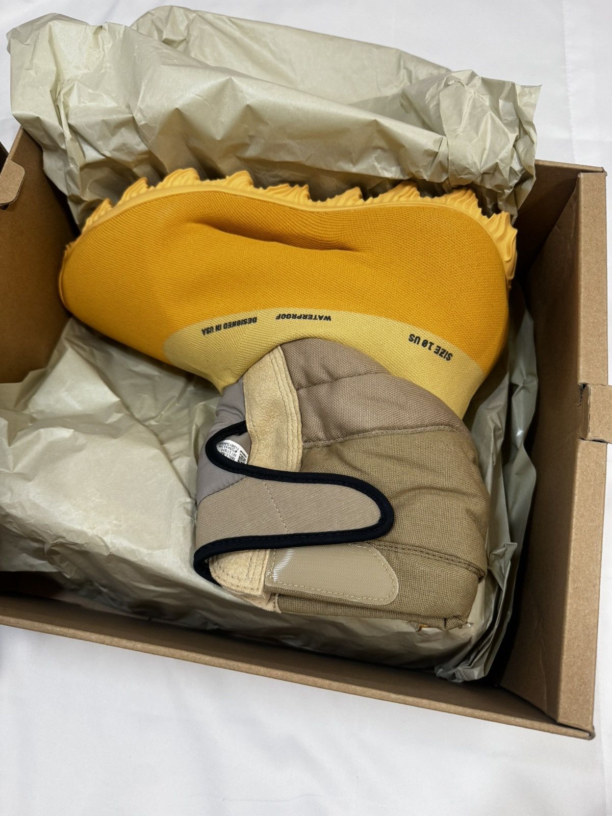 Yeezy Adidas Yeezy Knit RNR Boot Size US 10 / EU 43 - 1 Thumbnail