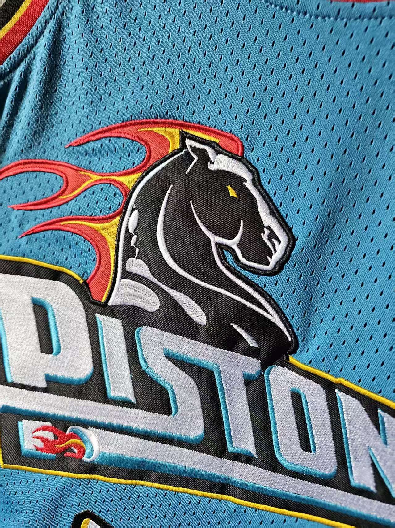NBA Detroit Pistons #33 Grant Hill Jersey Double Stitched Size US M / EU 48-50 / 2 - 4 Thumbnail
