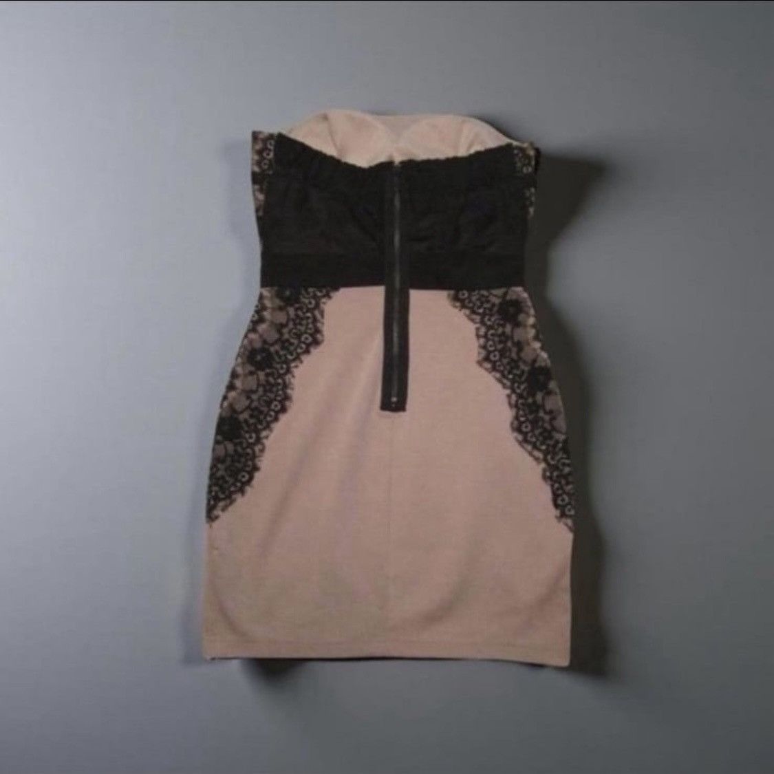 Forever 21 Black & Pink Strapless Bodycon Mini Cocktail Dress Lace Size M / US 6-8 / IT 42-44 - 3 Thumbnail