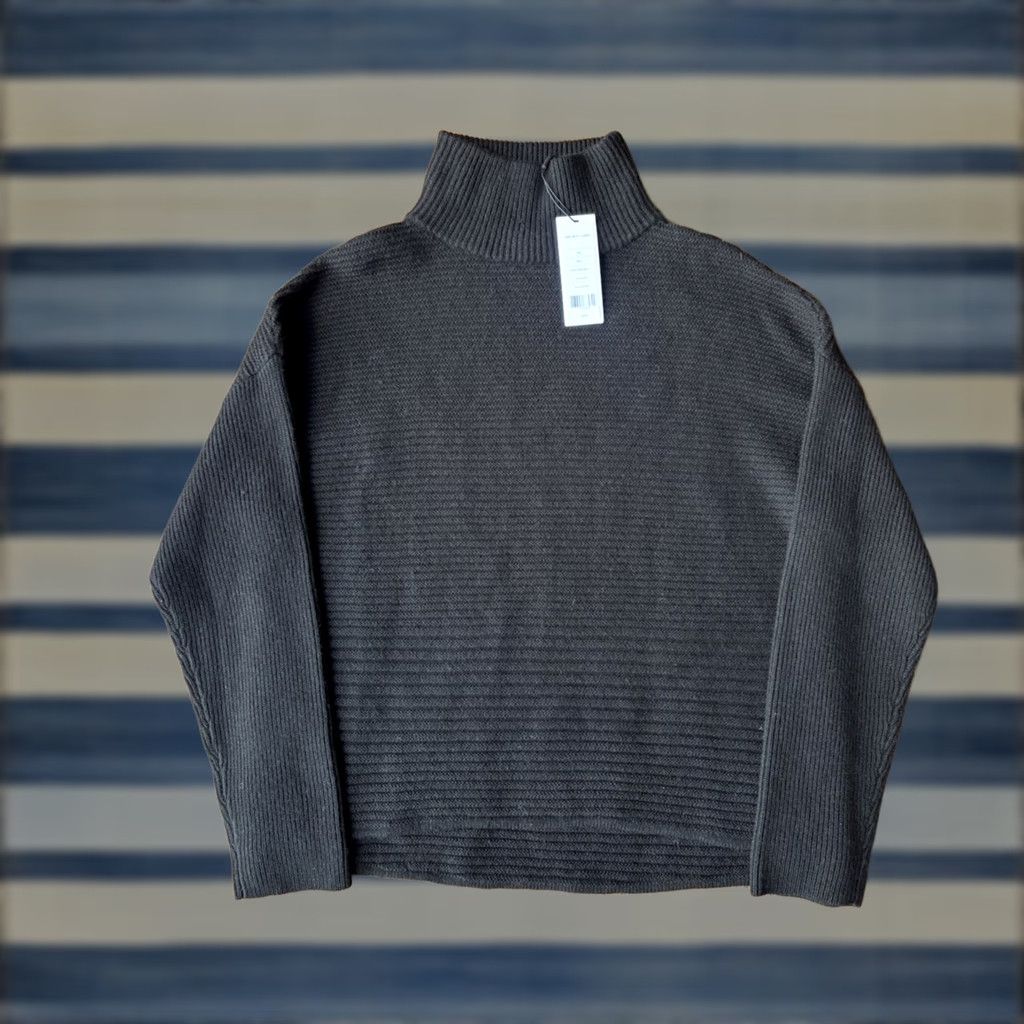 Helmut Lang VINTAGE HELMUT LANG Pullover Turtle Neck Sweater Womens Large Black Mock Neck, Knit Wool Blend, Dry Clean Only, Designer, 1.4 Size L / US 10 / IT 46 - 1 Thumbnail