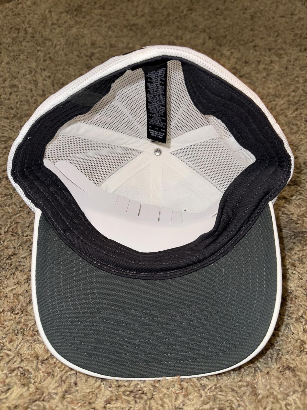 Nike Nike Men’s Flexfit Legacy 91 Mesh Fitted Hat Sample Size ONE SIZE - 5 Thumbnail