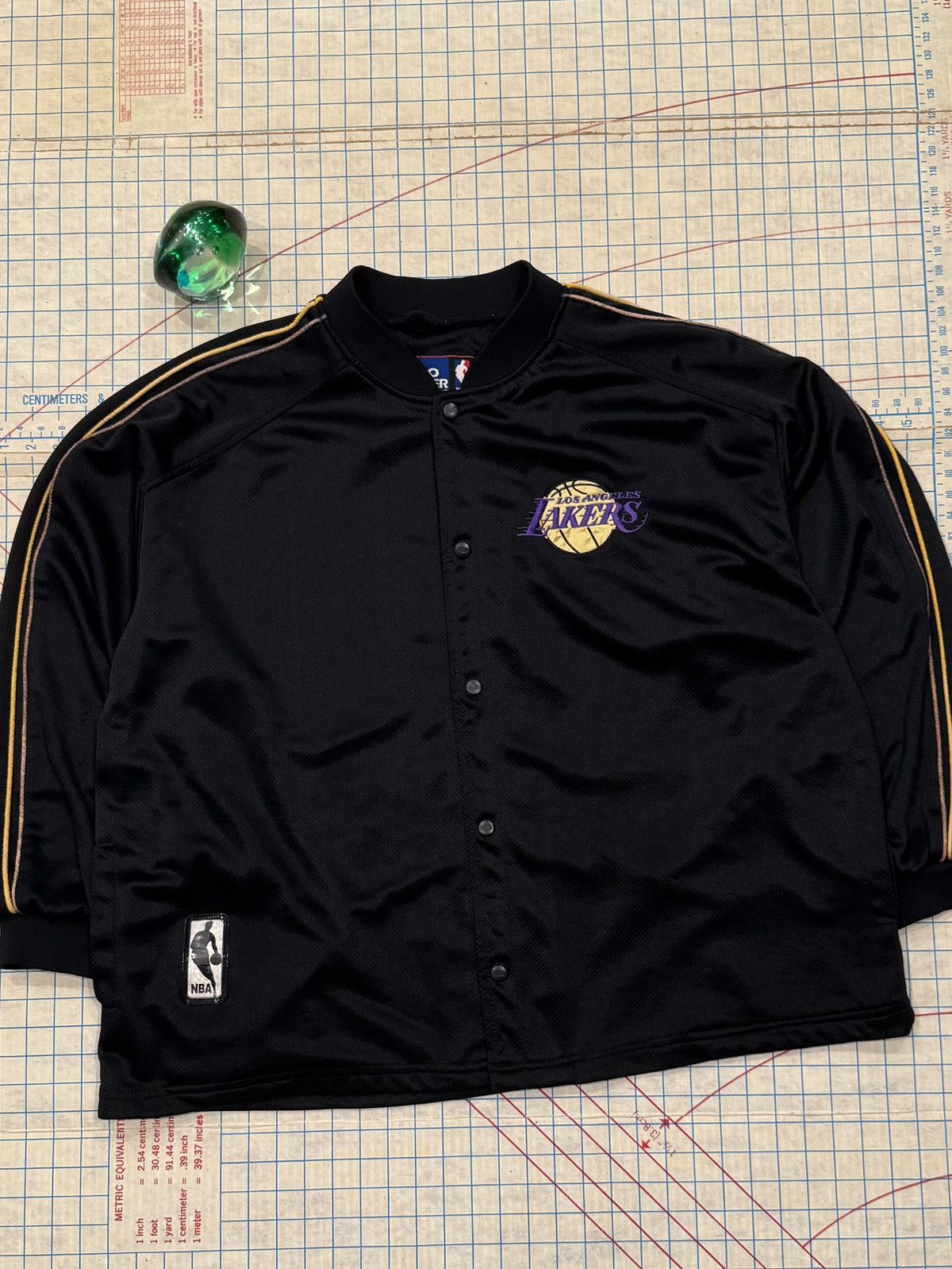 Pro Player Vintage Pro Player LA Lakers Warm Up Shirt L/S Mens Size XL Size US XXL / EU 58 / 5 - 1 Thumbnail