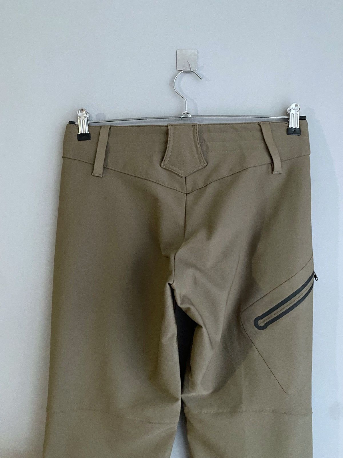 Nike ACG Nike ACG Women's Outdoor Hiking Pants, Size 8, W30/L31 Size 30" / US 8 / IT 44 - 10 Thumbnail