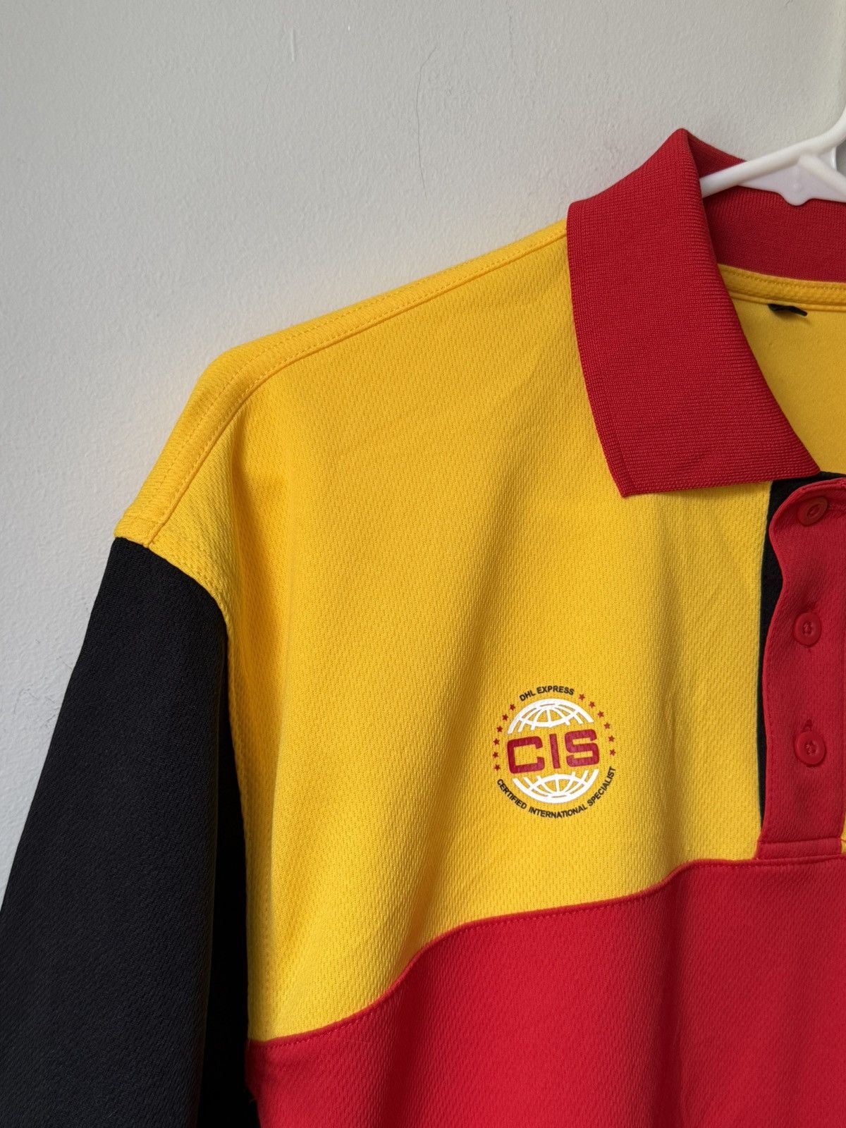 Other DHL Vetements TYPE shirt Size US M / EU 48-50 / 2 - 4 Thumbnail