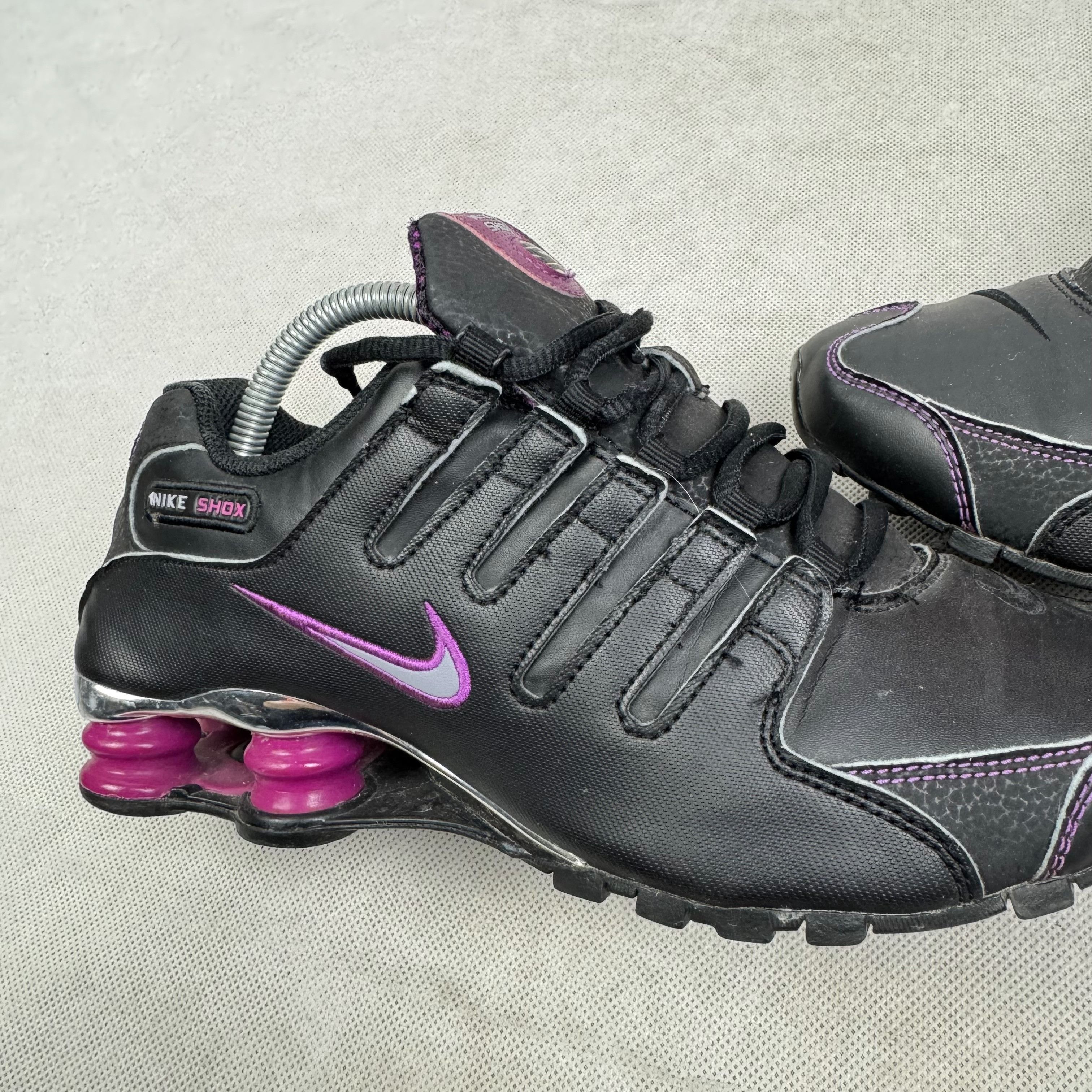 Nike Nike Shox NZ 325200-007 Womens Black Plum Sneakers Shoes 8.5 Size US 8.5 / IT 38.5 - 5 Thumbnail