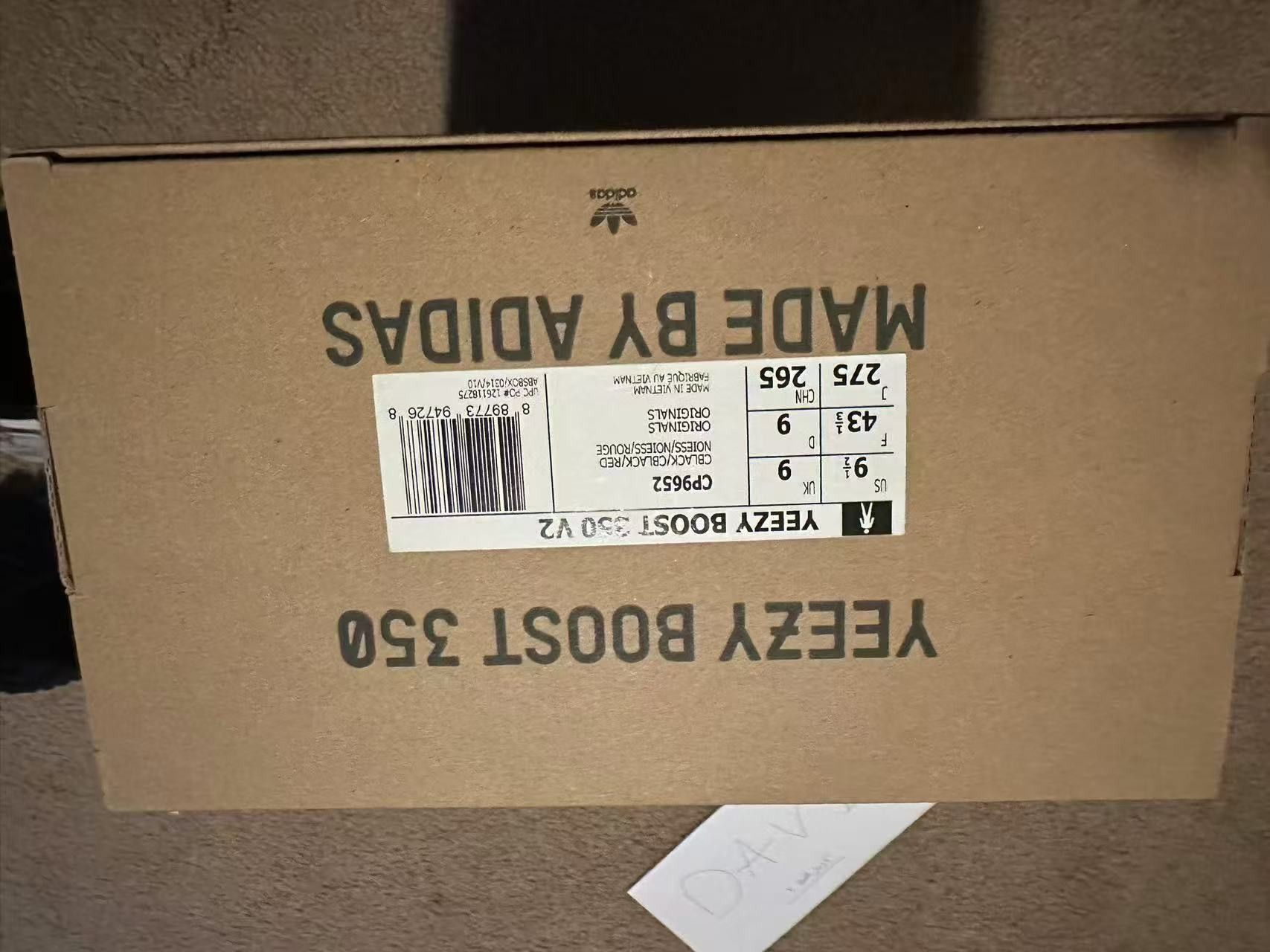 Yeezy Bred 350 yeezys Size US 9.5 / EU 42-43 - 2 Thumbnail