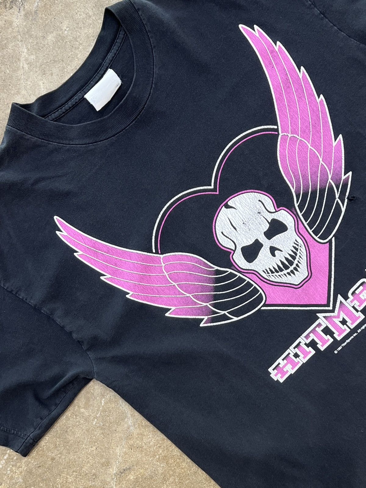 Vintage WWE 1997 HitMan Bret Hart Wrestling Tee Large
