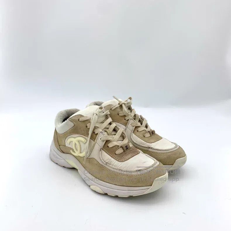 Chanel Chanel Colour-matched double C suede lace casual flat snea Size US 8.5 / IT 38.5 - 2 Thumbnail