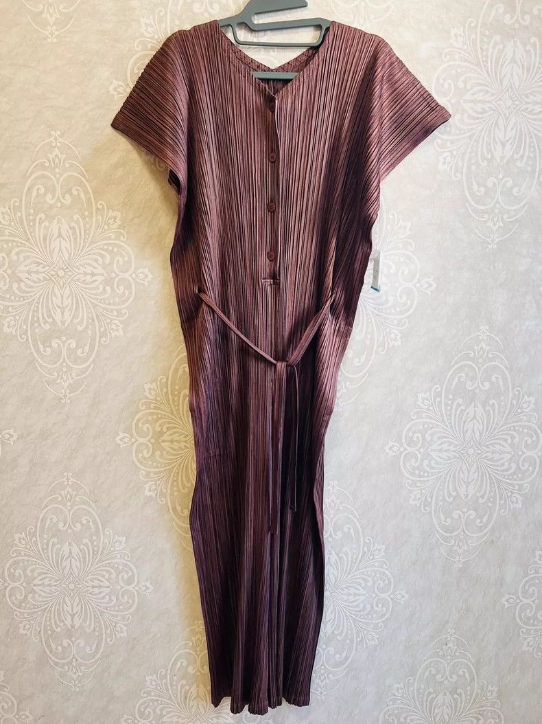 Issey Miyake Issey Miyake size:3 Brown pleated dress Size S / US 4 / IT 40 - 1 Thumbnail