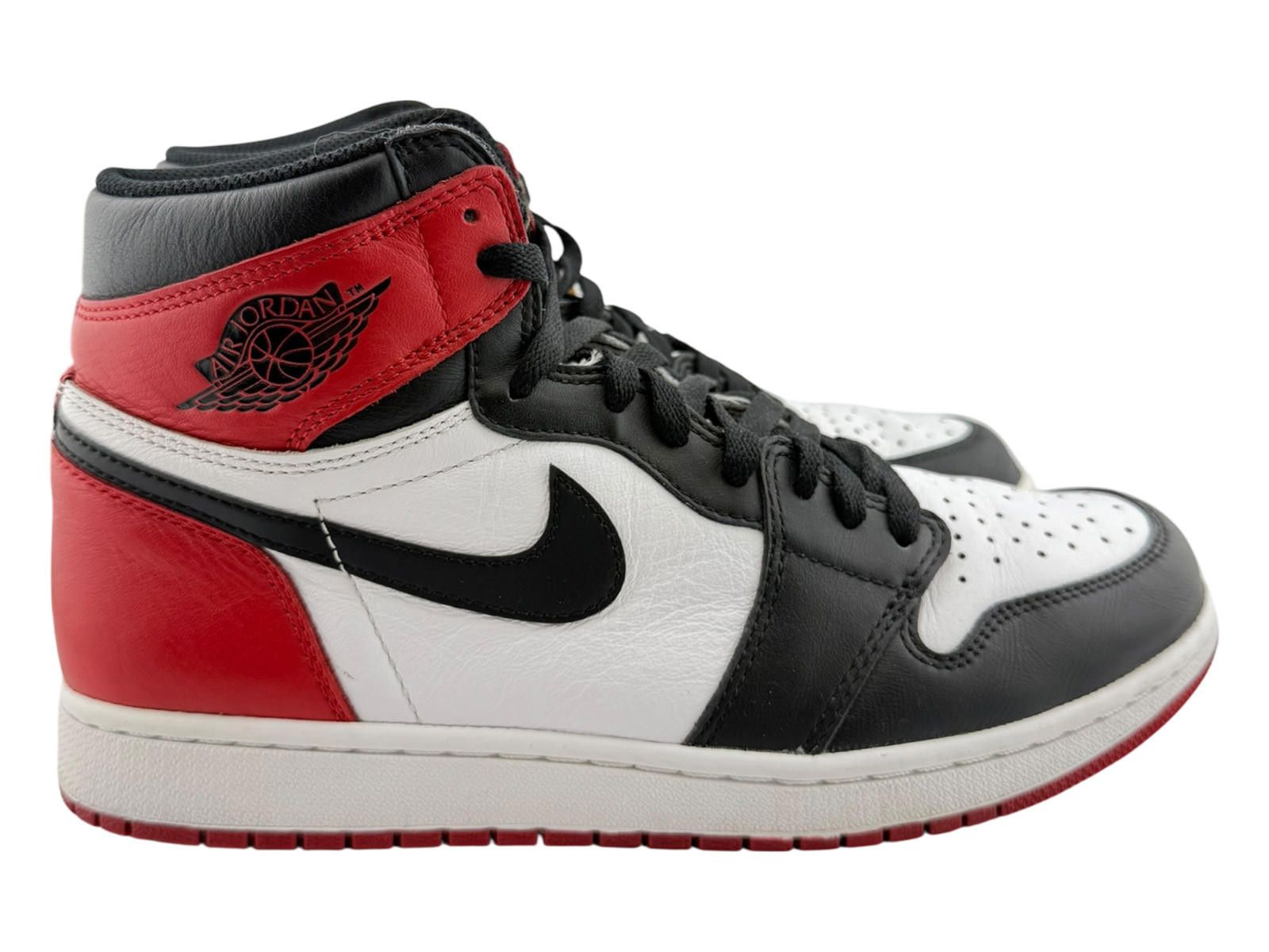 Nike Nike Air Jordan 1 Black Toe Sneakers US 9.5 Used Size US 9.5 / EU 42-43 - 3 Thumbnail