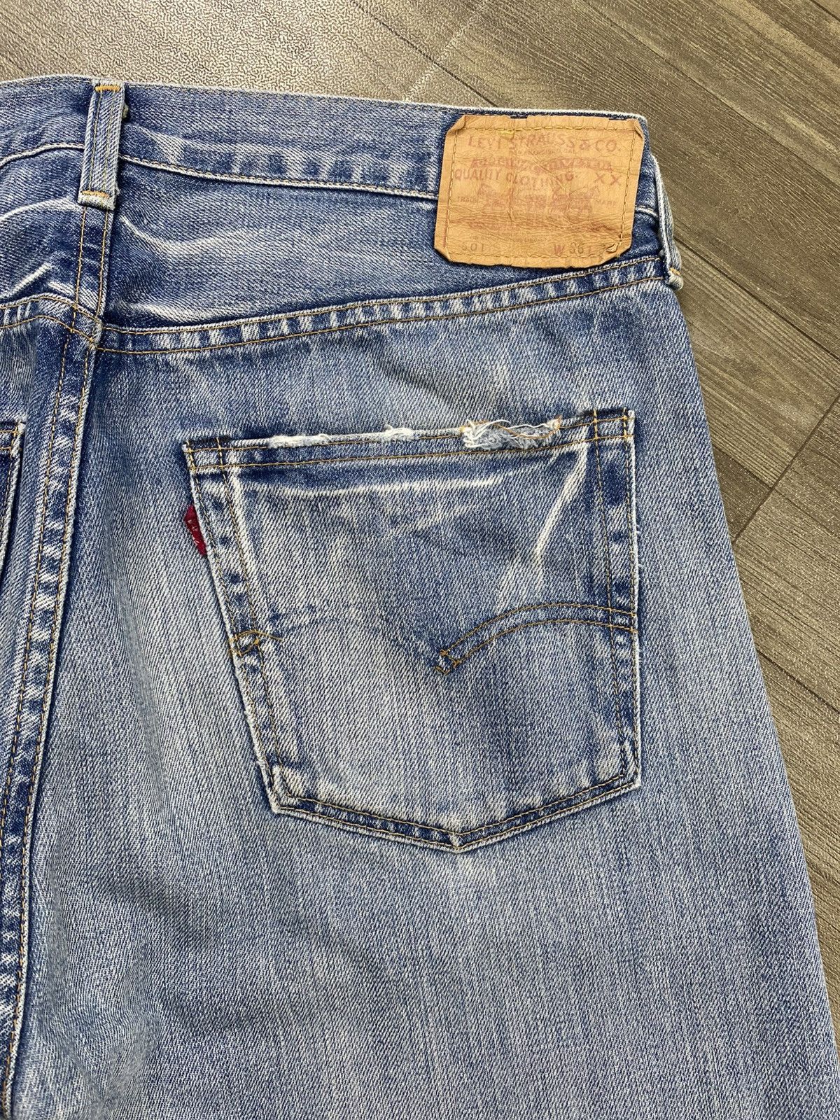 Levi's Vintage Clothing 🇯🇵Vintage Levis 501XX LVC Rindem Selvedge Distressed Jeans Size US 36 / EU 52 - 17 Thumbnail