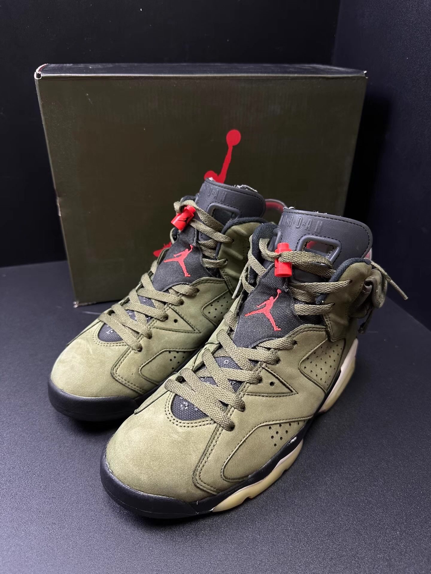 Nike Air Jordan 4 Retro x Travis Scott Olive Ｑ20 Size US 8 / EU 41 - 1 Thumbnail