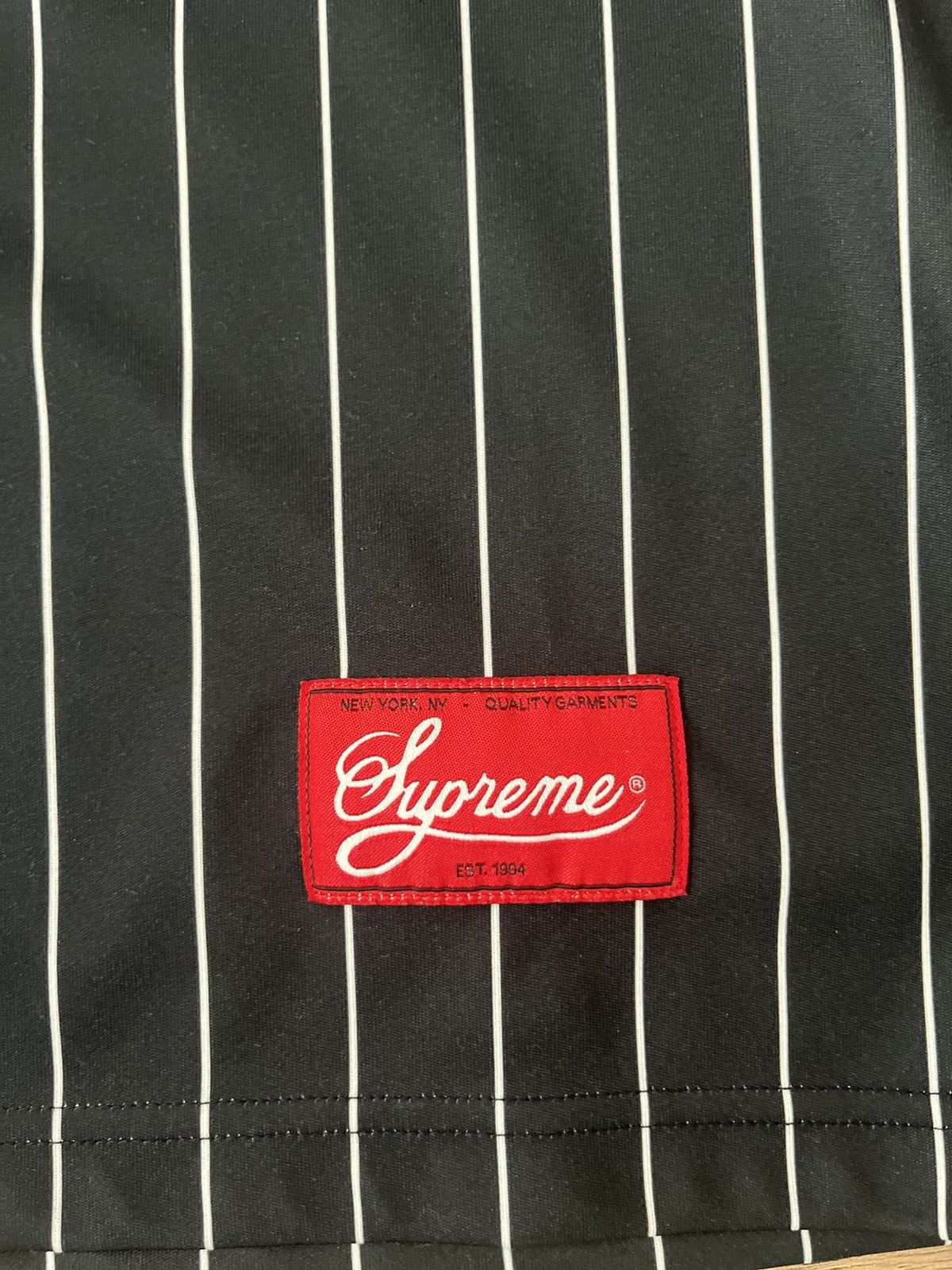 Supreme Supreme Pinstripe Baseball Jersey Size US XL / EU 56 / 4 - 2 Thumbnail