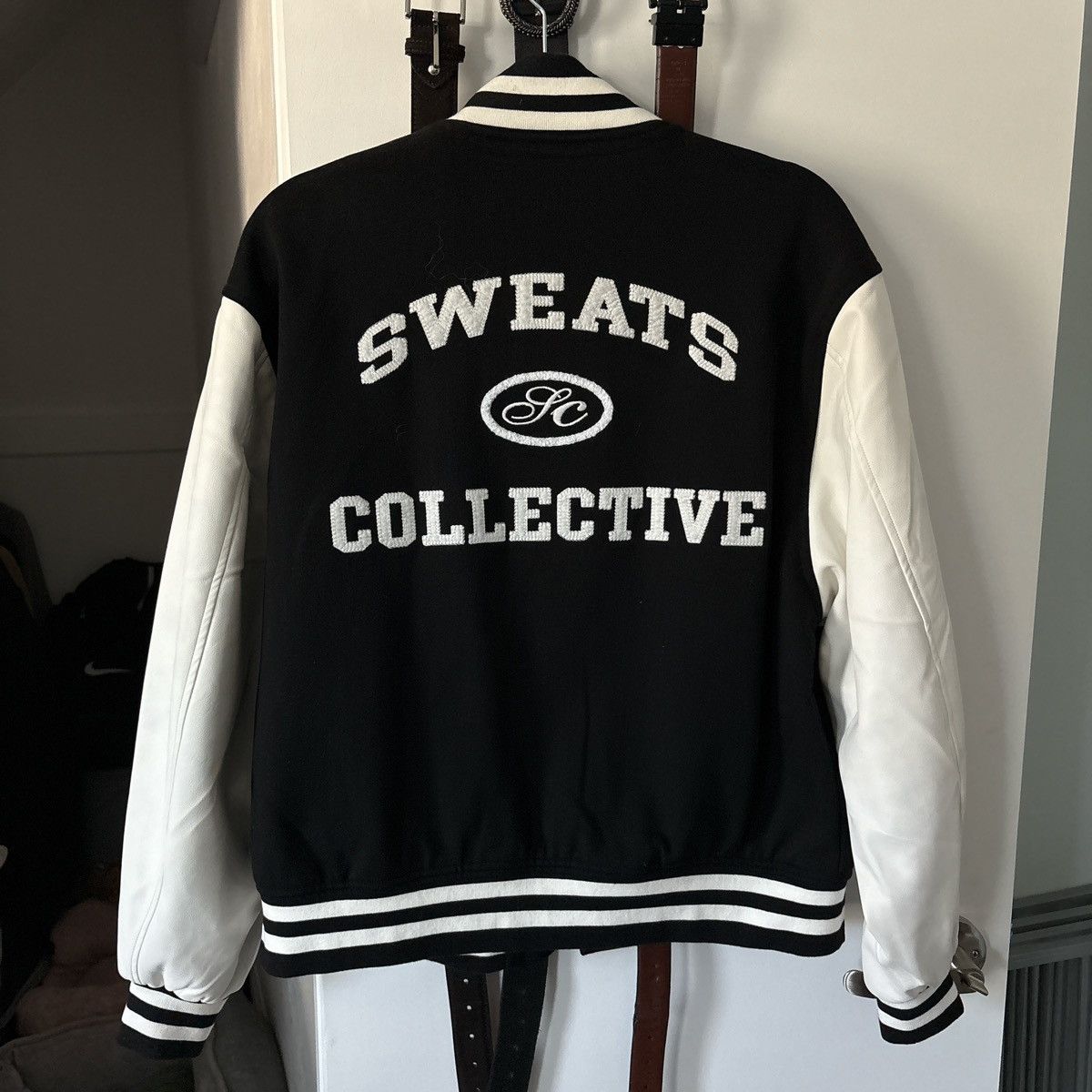 Other Sweats collective Size US M / EU 48-50 / 2 - 2 Thumbnail