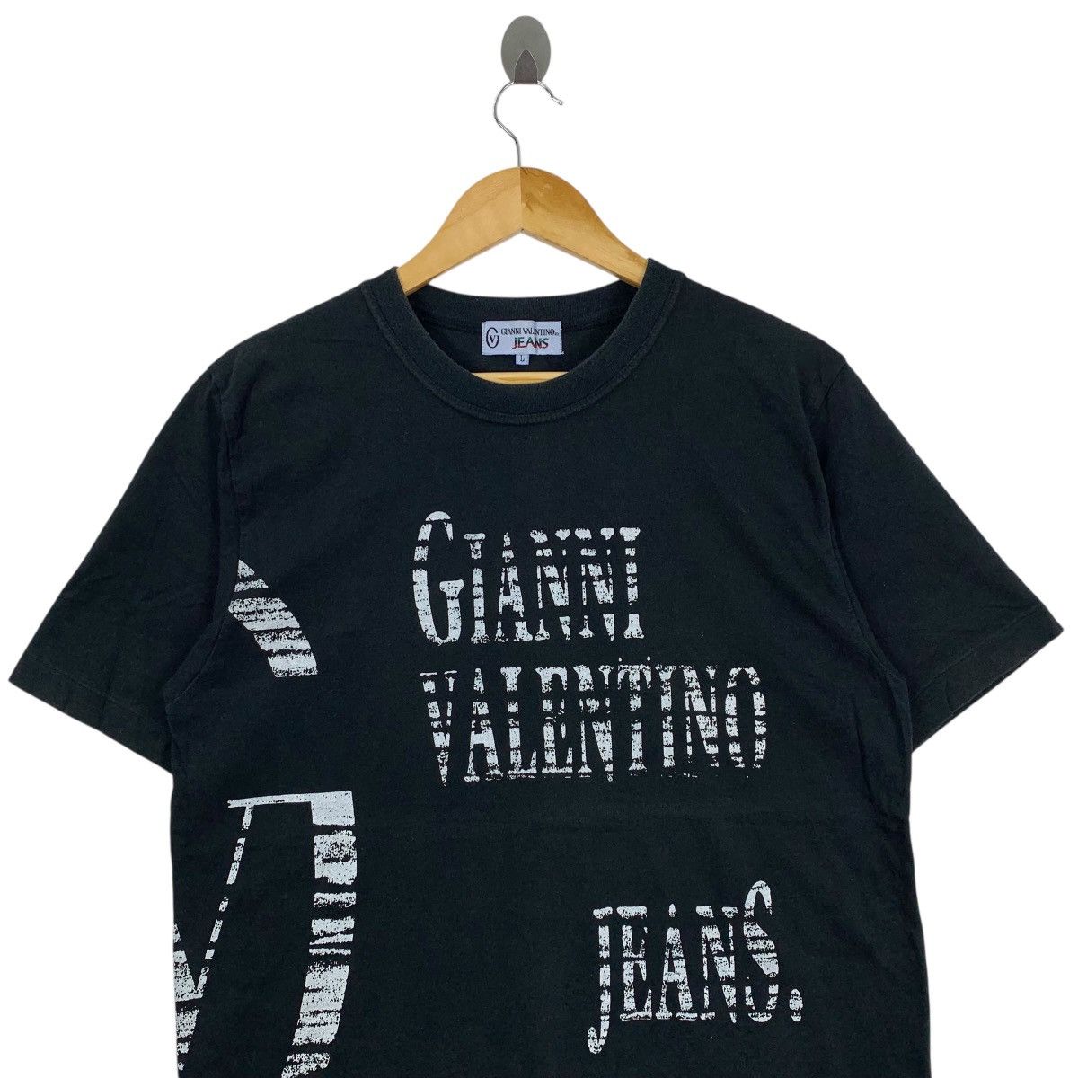 Gianni Valentino GIANNI VALENTINO Jeans Italy Casualwear Big Logo T-Shirt Size US L / EU 52-54 / 3 - 2 Thumbnail