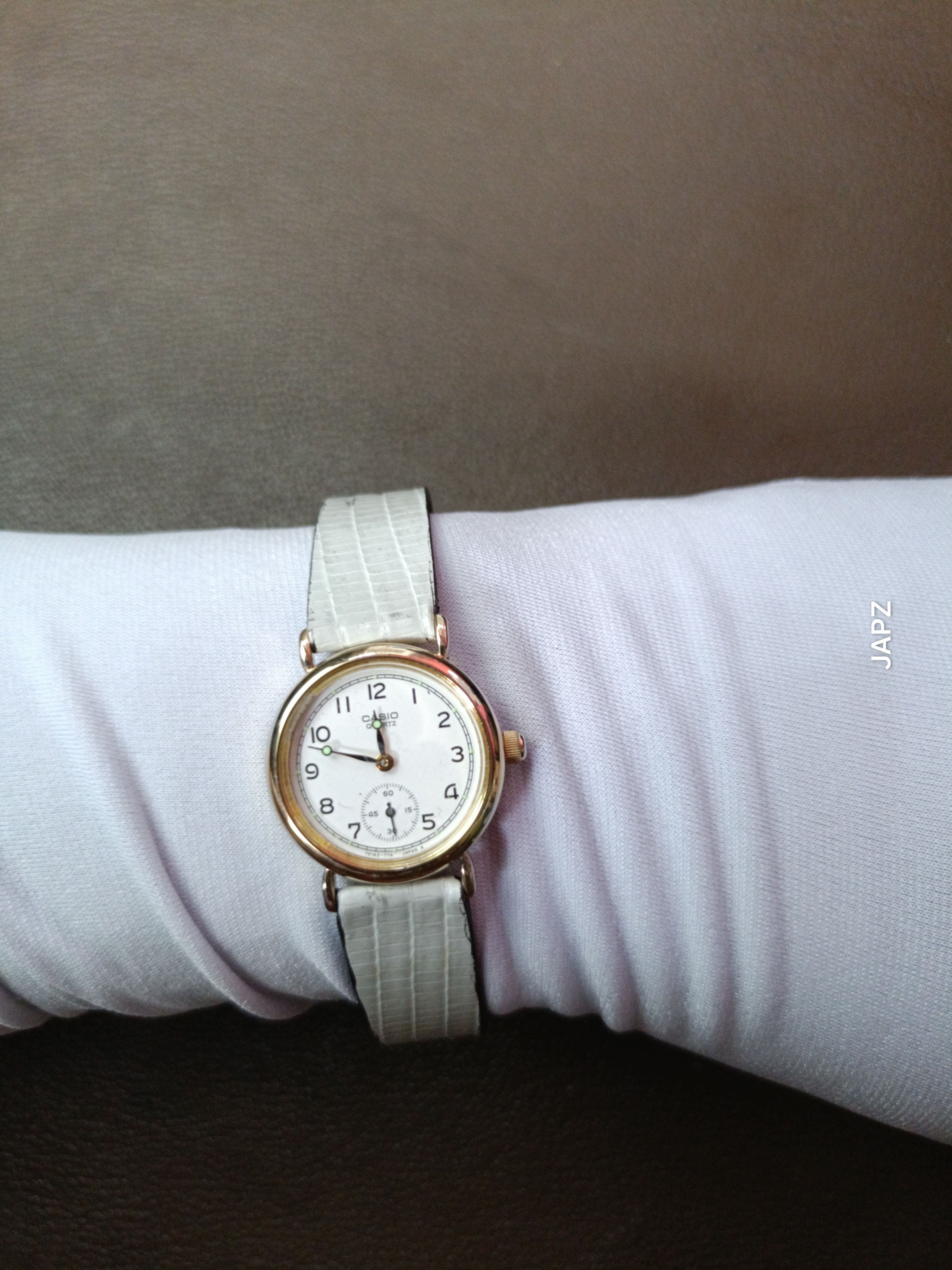 Casio Vintage Casio ladies LV 532 sub second swiss movt Size ONE SIZE - 6 Thumbnail