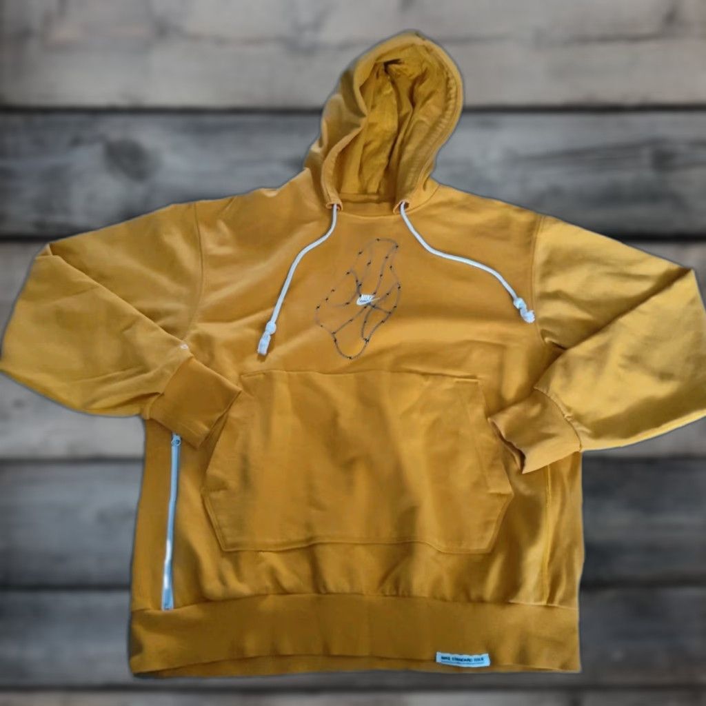 Nike Nike Sweatshirt Basketball Dri-Fit Orange Hooded Pullover Mens Size M Loose Fit Size US M / EU 48-50 / 2 - 1 Thumbnail