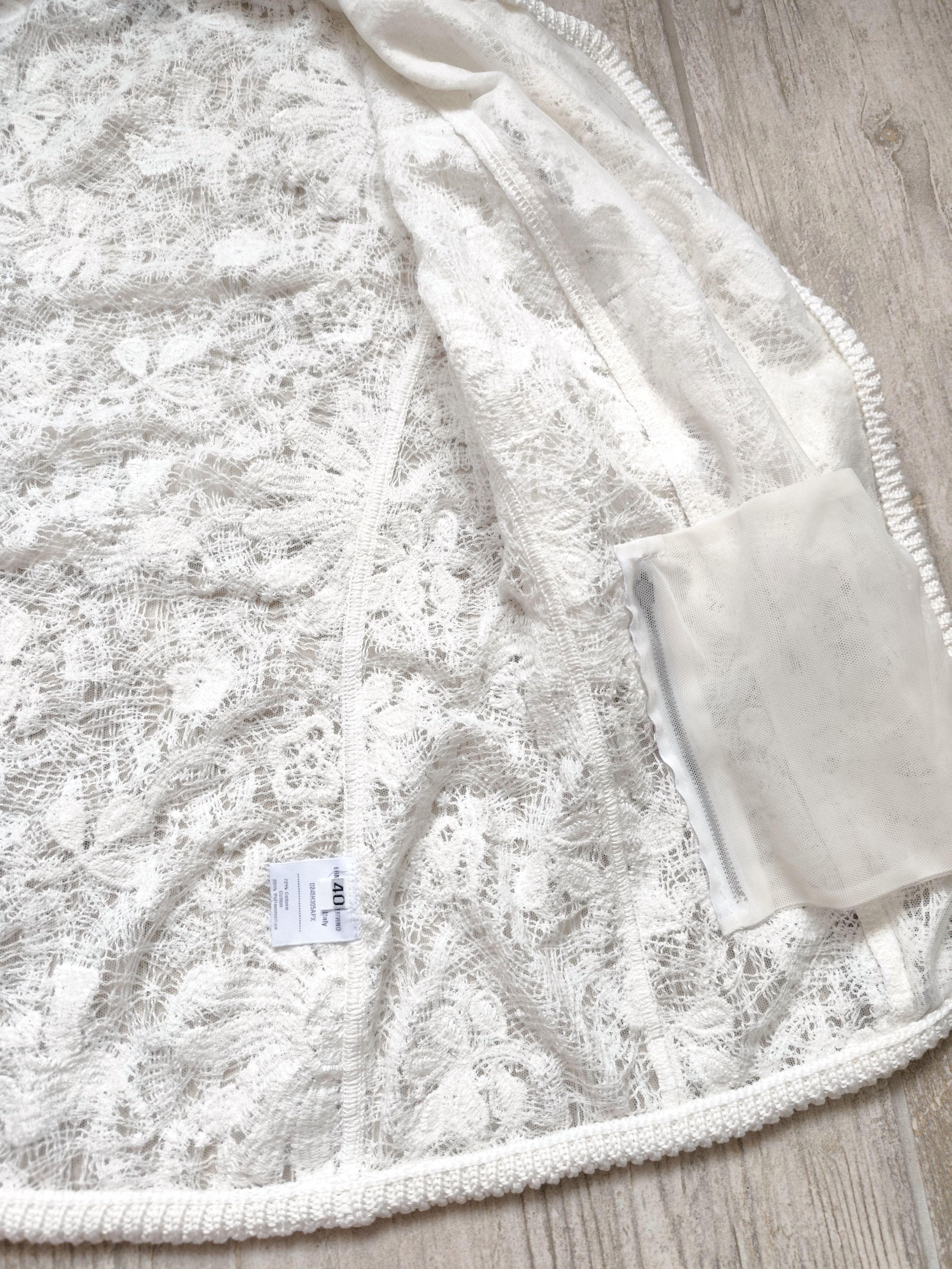 Ermanno Scervino Beautiful white lace jacket by Ermanno Scervino Size S / US 4 / IT 40 - 5 Thumbnail