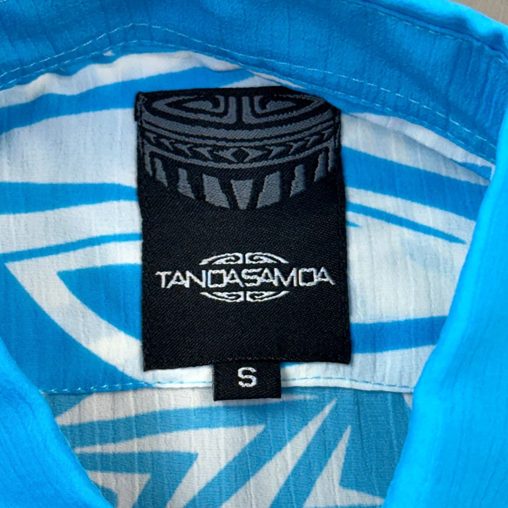 Vintage Tanoa Samoa Shirt Mens Small Blue Polynesian Aloha Button Up Tribal Design NWT Size US S / EU 44-46 / 1 - 6 Thumbnail