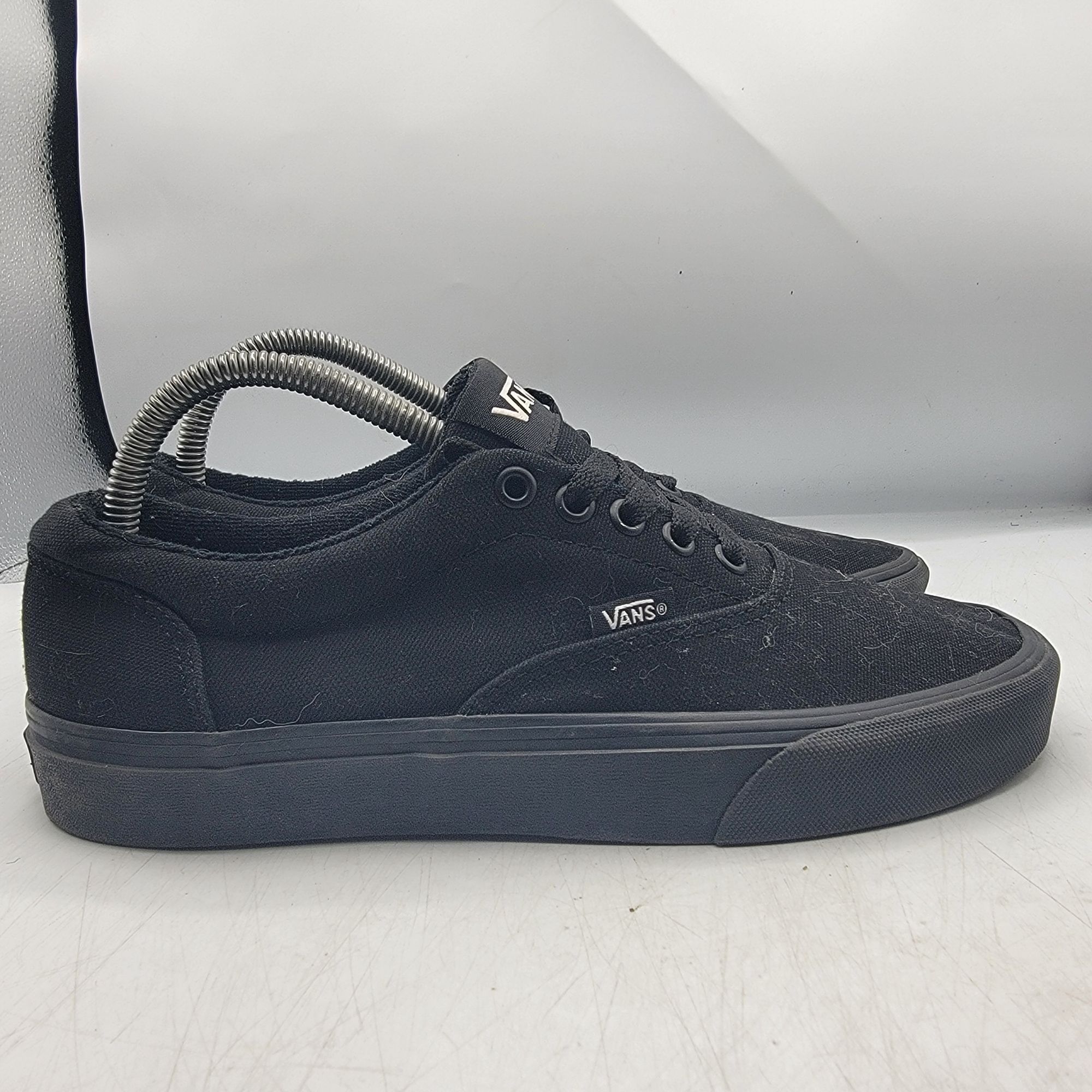 Vans Vans Doheny Mens 8 Triple Black Sneaker Shoes Skateboarding Size US 8 / EU 41 - 13 Thumbnail