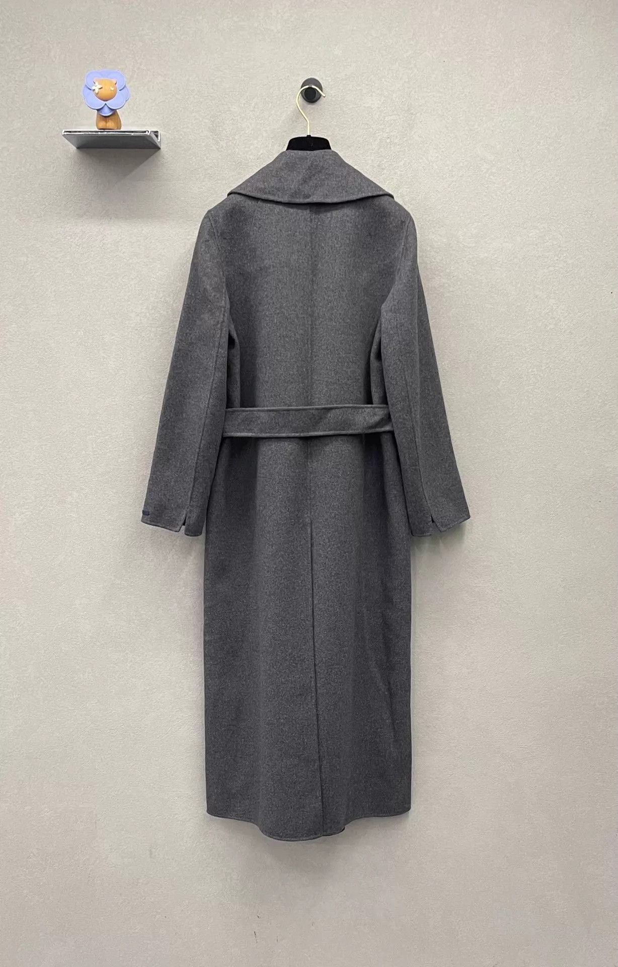 Max Mara MaxMara Dark Gray Silky Tailored Dressing Gown Coat 38 Size M / US 6-8 / IT 42-44 - 2 Thumbnail