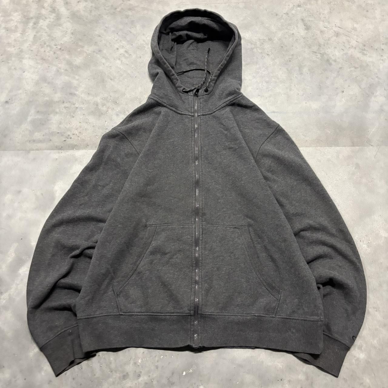 Japanese Brand × Vintage Crazy Vintage Y2K/2000s Dark Grey Blank Essential Zip Up Hoodie! Size US XL / EU 56 / 4 - 1 Thumbnail