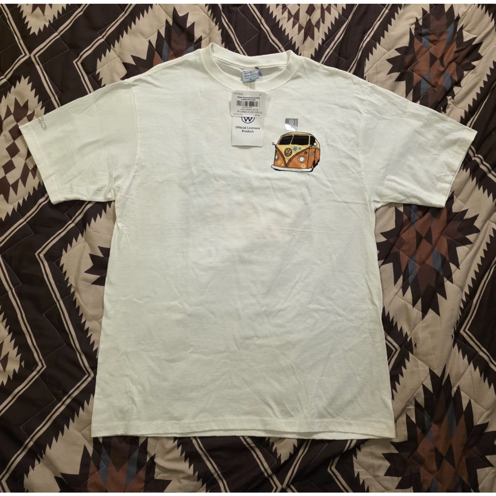 Vintage VINTAGE Volkswagen x Crazy Shirts Summer of Love Hawaii T Shirt White Adult Medium NWT Size US M / EU 48-50 / 2 - 2 Thumbnail