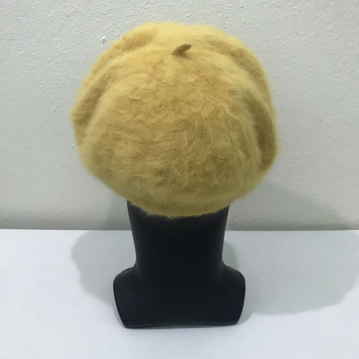URBAN RESEARCH DOORS Urban Research Doors Mink Fur Fleece Beanie Hat Size ONE SIZE - 4 Thumbnail