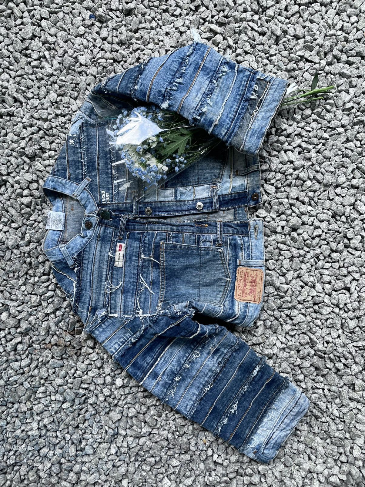 Japanese Brand Reworked denim jacket boxy crop Size M / US 6-8 / IT 42-44 - 1 Thumbnail