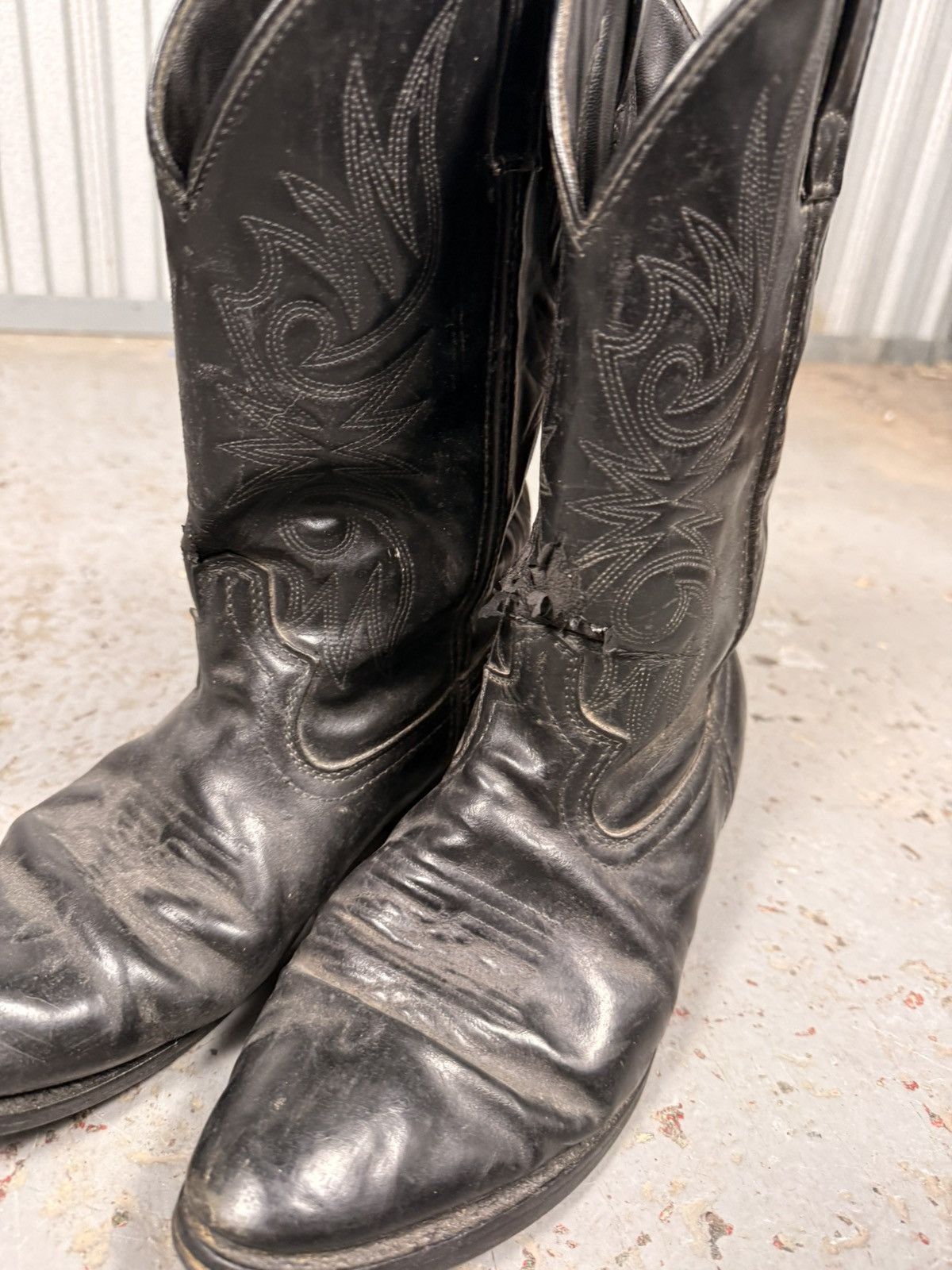 Other All Black Basic No Frills Cowboy Bootd Size US 10.5 / EU 43-44 - 5 Thumbnail