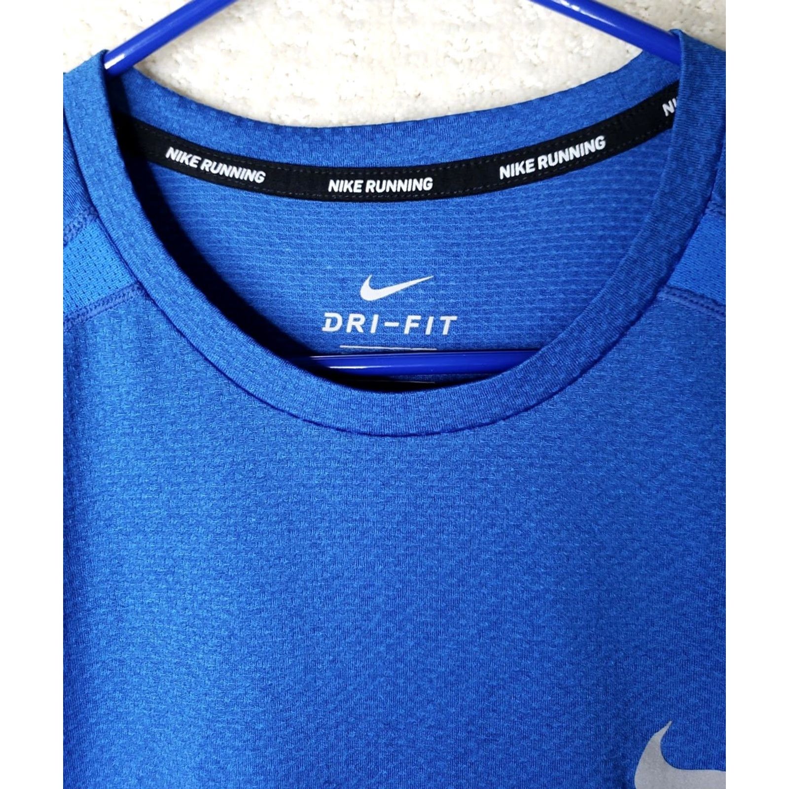 Nike Nike Dri-FIT T-Shirt Men's M Short Sleeve 100% Polyester Blue Nike Running Shirts Size US M / EU 48-50 / 2 - 5 Thumbnail