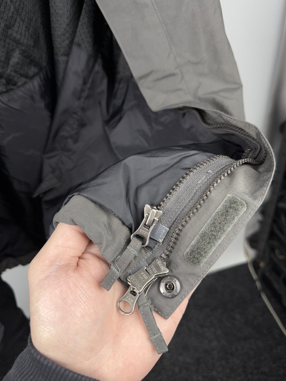 Mercedes-Benz 00s Racing Mercedes Benz Jacket Grey L Y2K Windbreaker Tech Size US L / EU 52-54 / 3 - 17 Thumbnail