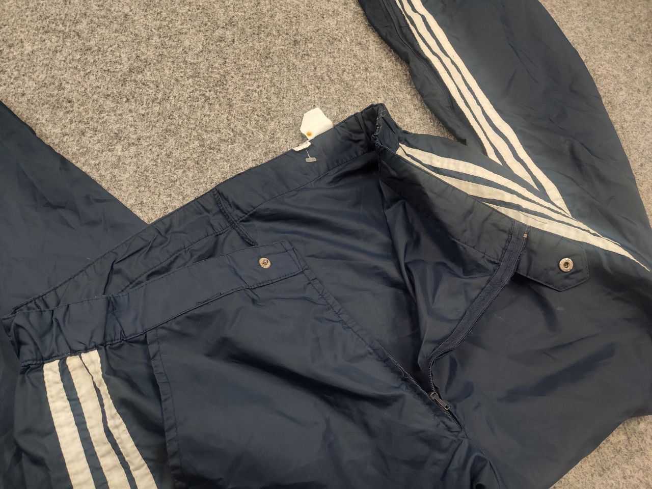 Adidas Vintage 80's Adidas Track Pants baggy Navy Blue 3-Stripes Size US 32 / EU 48 - 12 Thumbnail