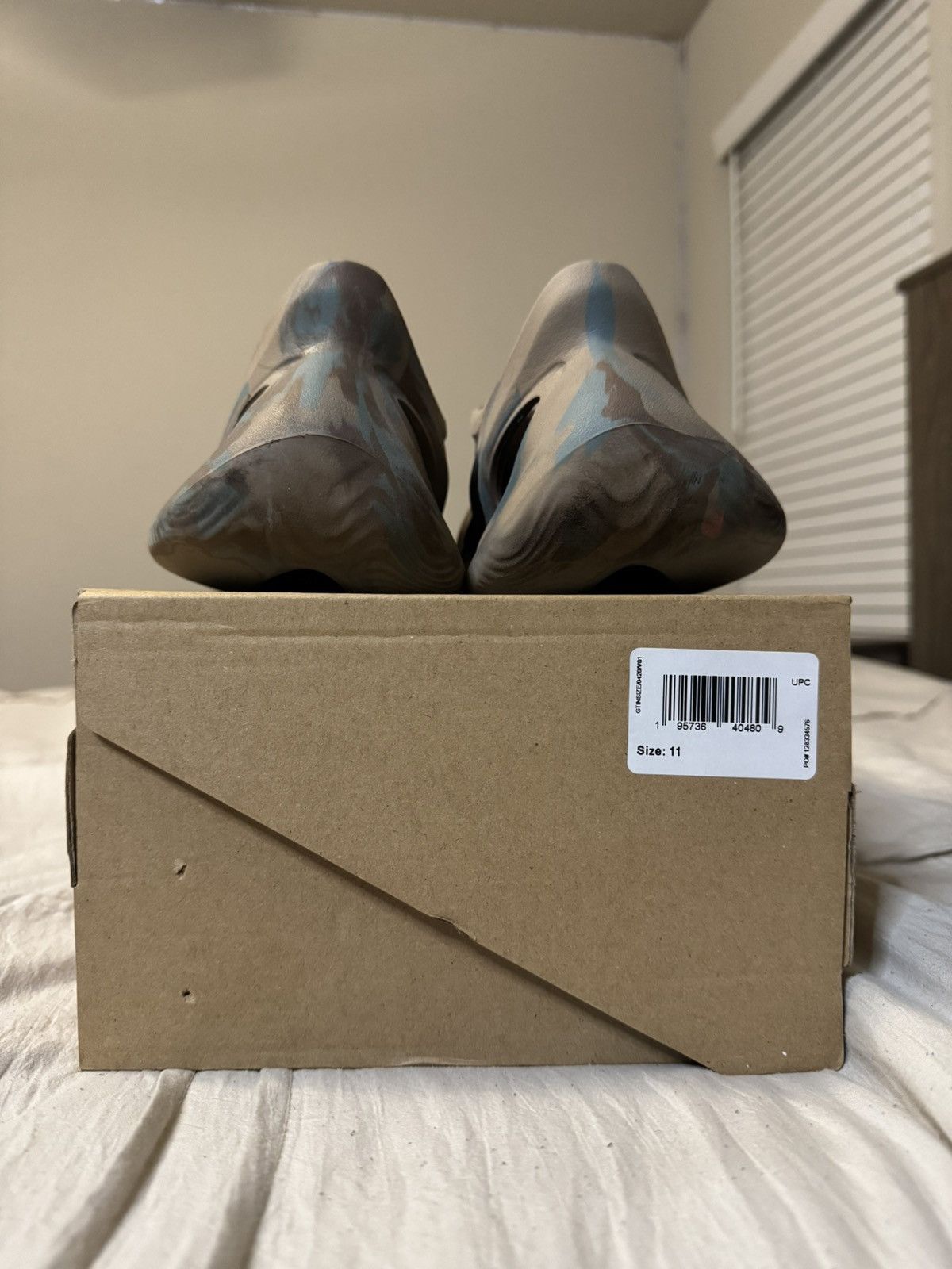 Yeezy Yeezy FoamRNNR Size US 11 / EU 44 - 2 Thumbnail