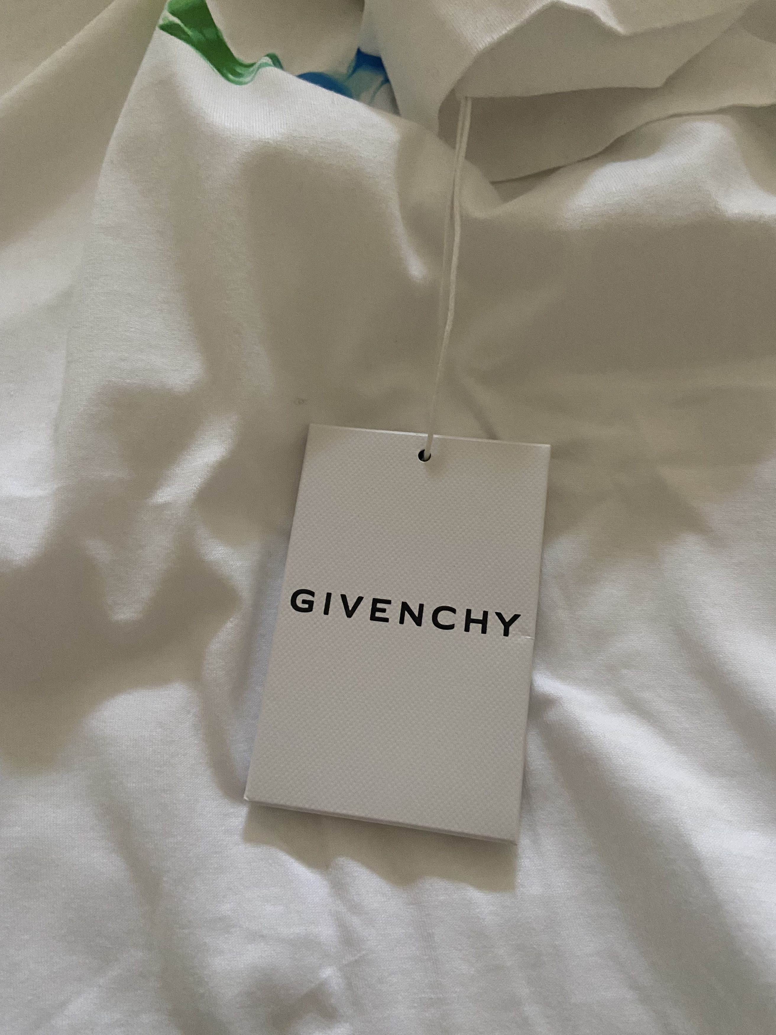 Givenchy Givenchy Logo Shark Rottweiler T-shirt White Size US XL / EU 56 / 4 - 9 Thumbnail