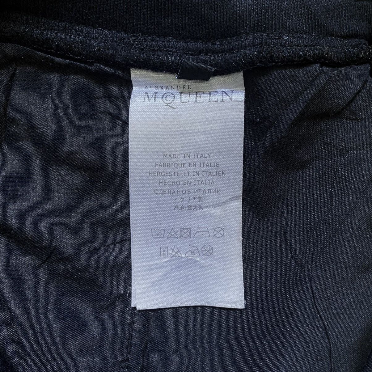 Alexander McQueen Alexander McQueen Skull Embroidered Logo Joggers Sweatpants Size US 36 / EU 52 - 9 Thumbnail
