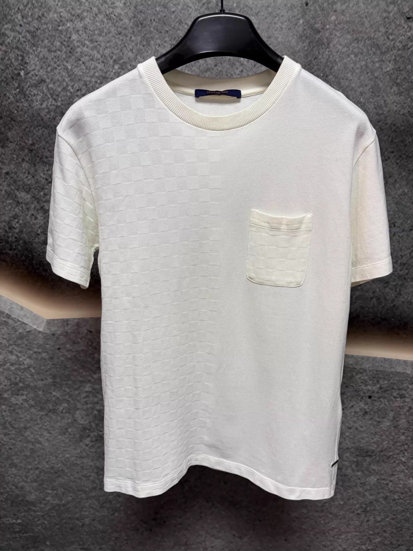 Louis Vuitton LV Damier Pocket Short-Sleeve Tee Size S Size US S / EU 44-46 / 1 - 1 Thumbnail