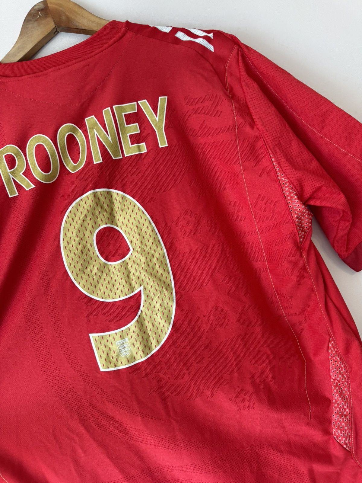 Umbro Rooney #9 England 2006-2007 Vintage Soccer Jersey Football Size US XL / EU 56 / 4 - 13 Thumbnail